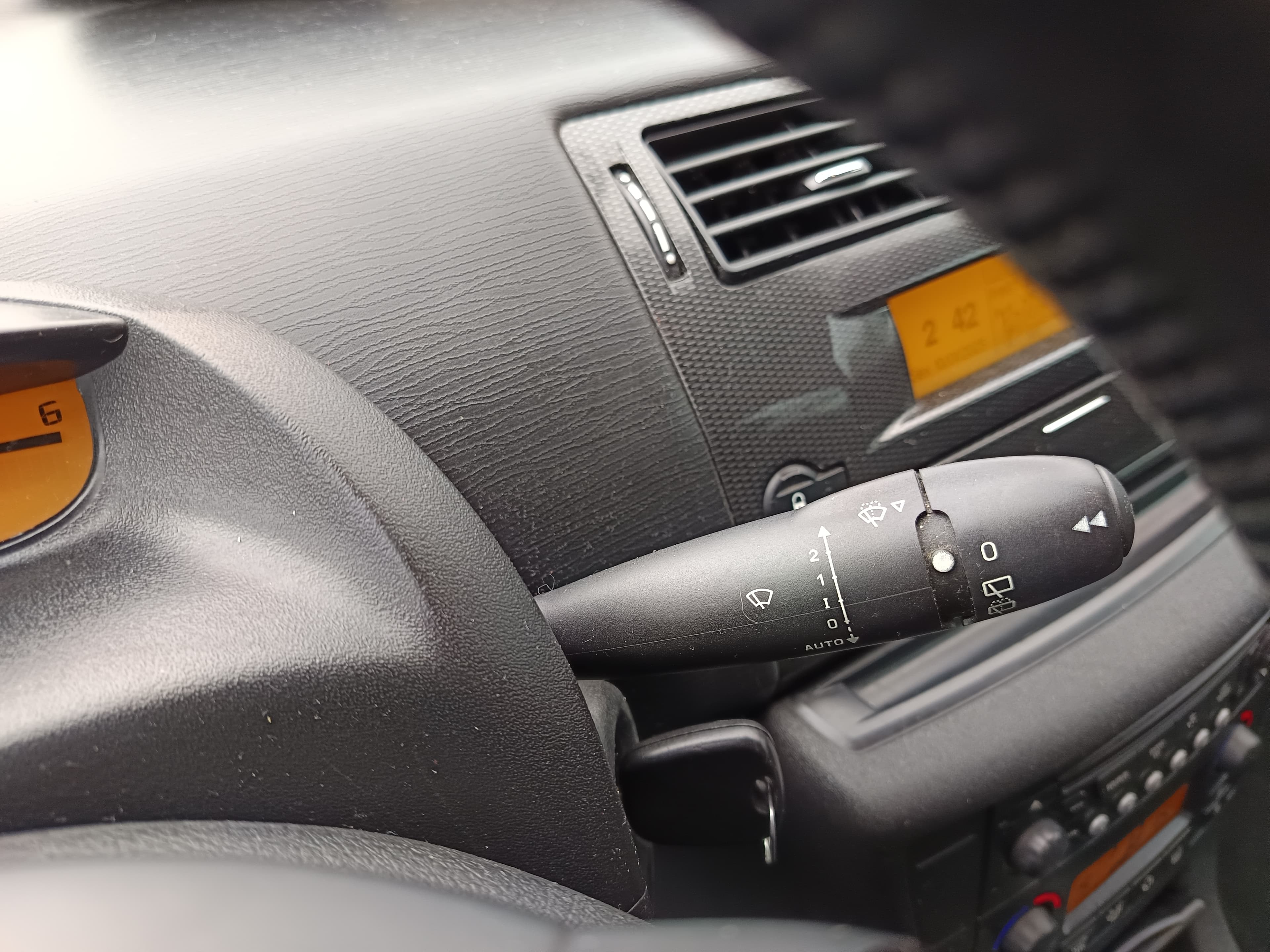 Citroën C4 · Ano 2008 — imagen 42