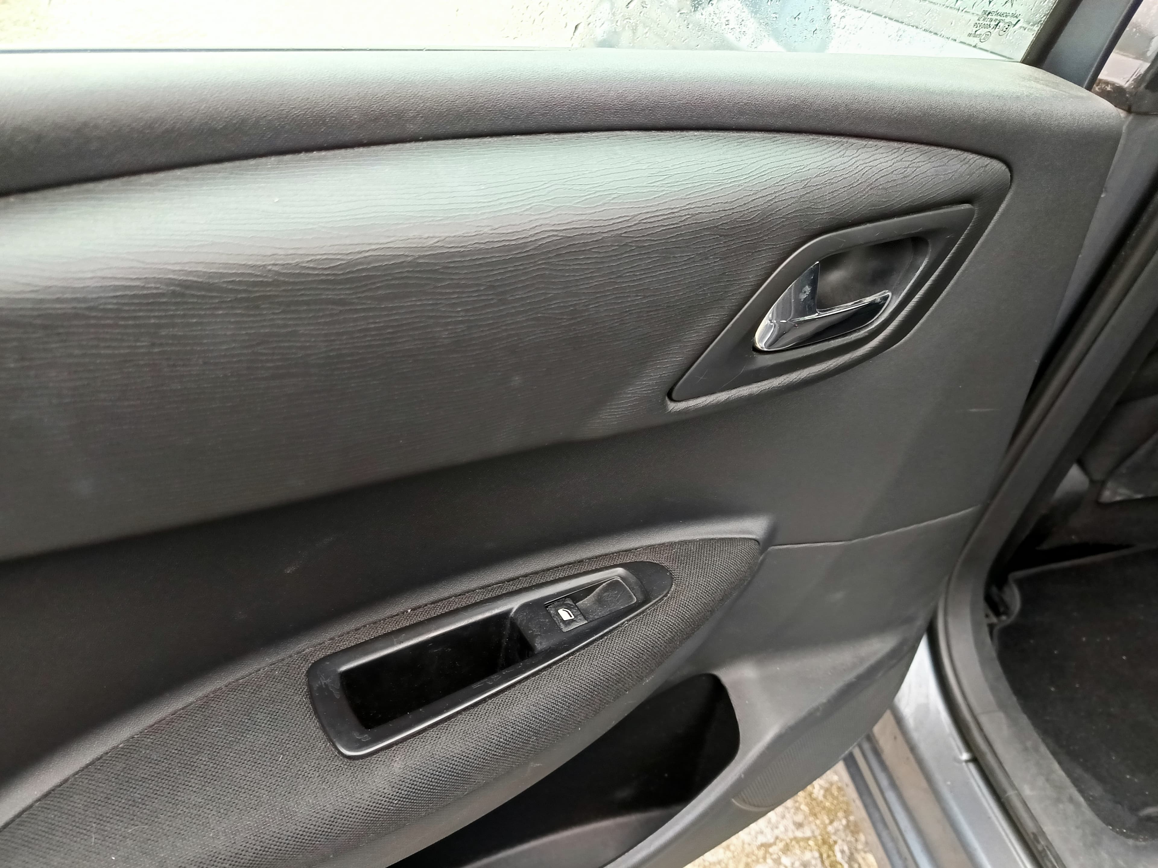 Citroën C4 · Ano 2008 — imagen 29