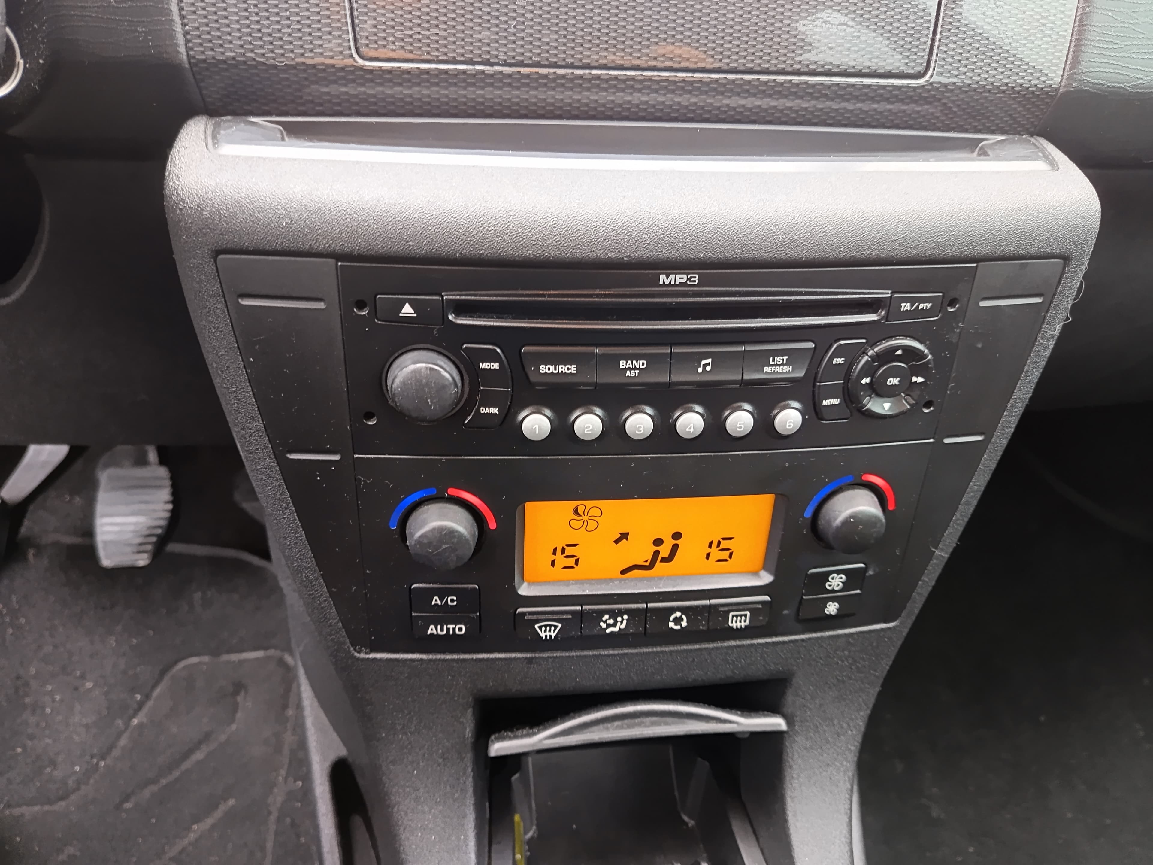 Citroën C4 · Ano 2008 — imagen 39