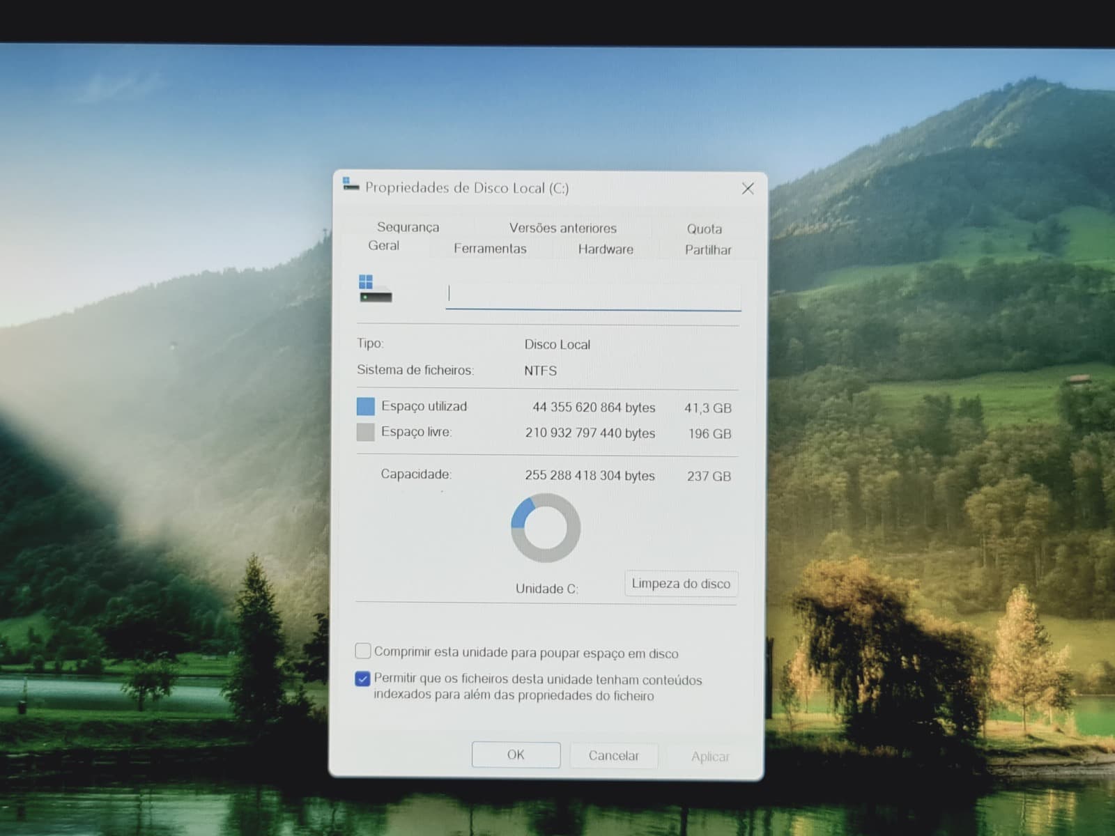 Portátil Fujitsu U747 — imagen 9