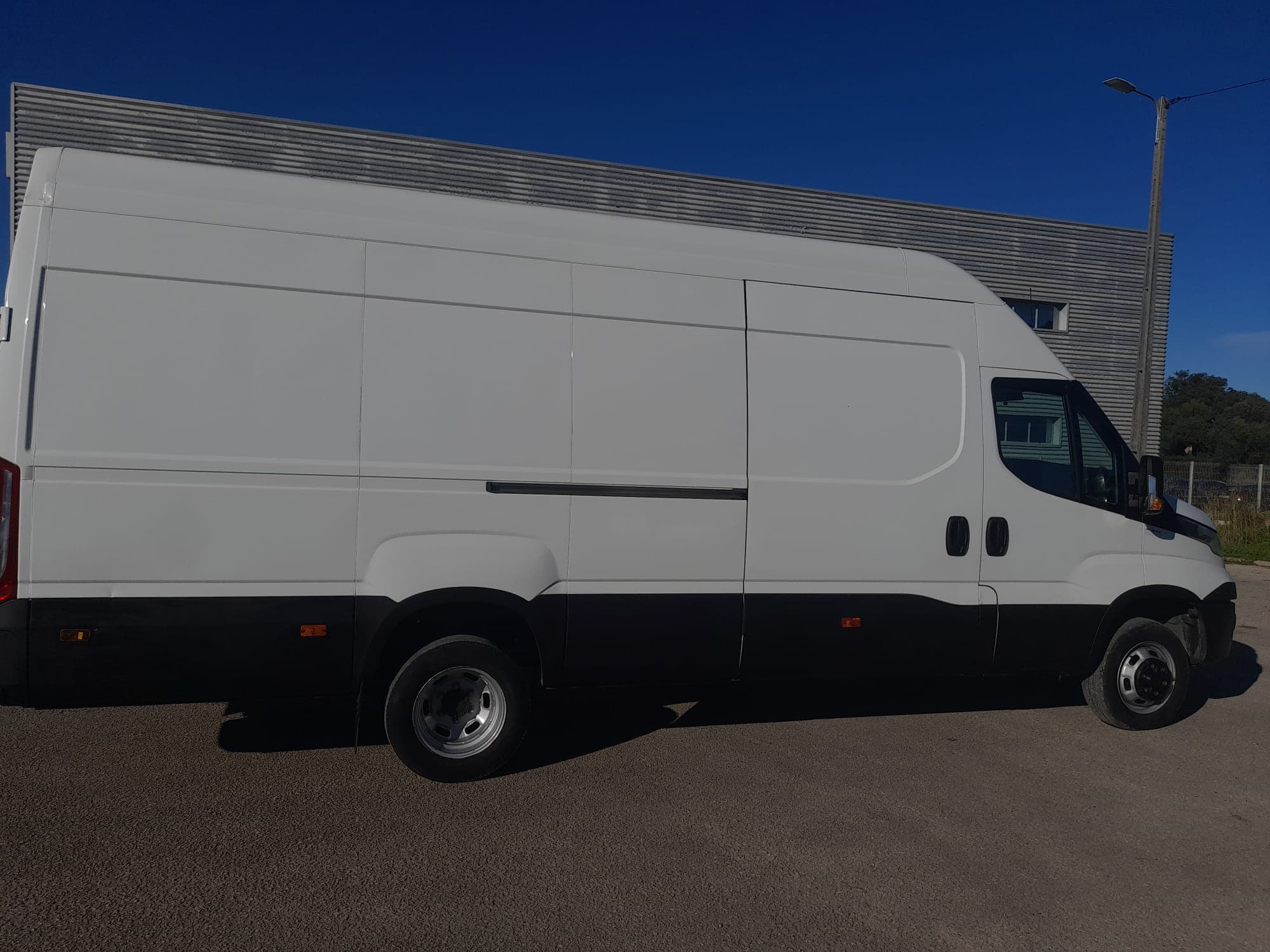 Iveco Daily · Ano 2018 — imagen 7