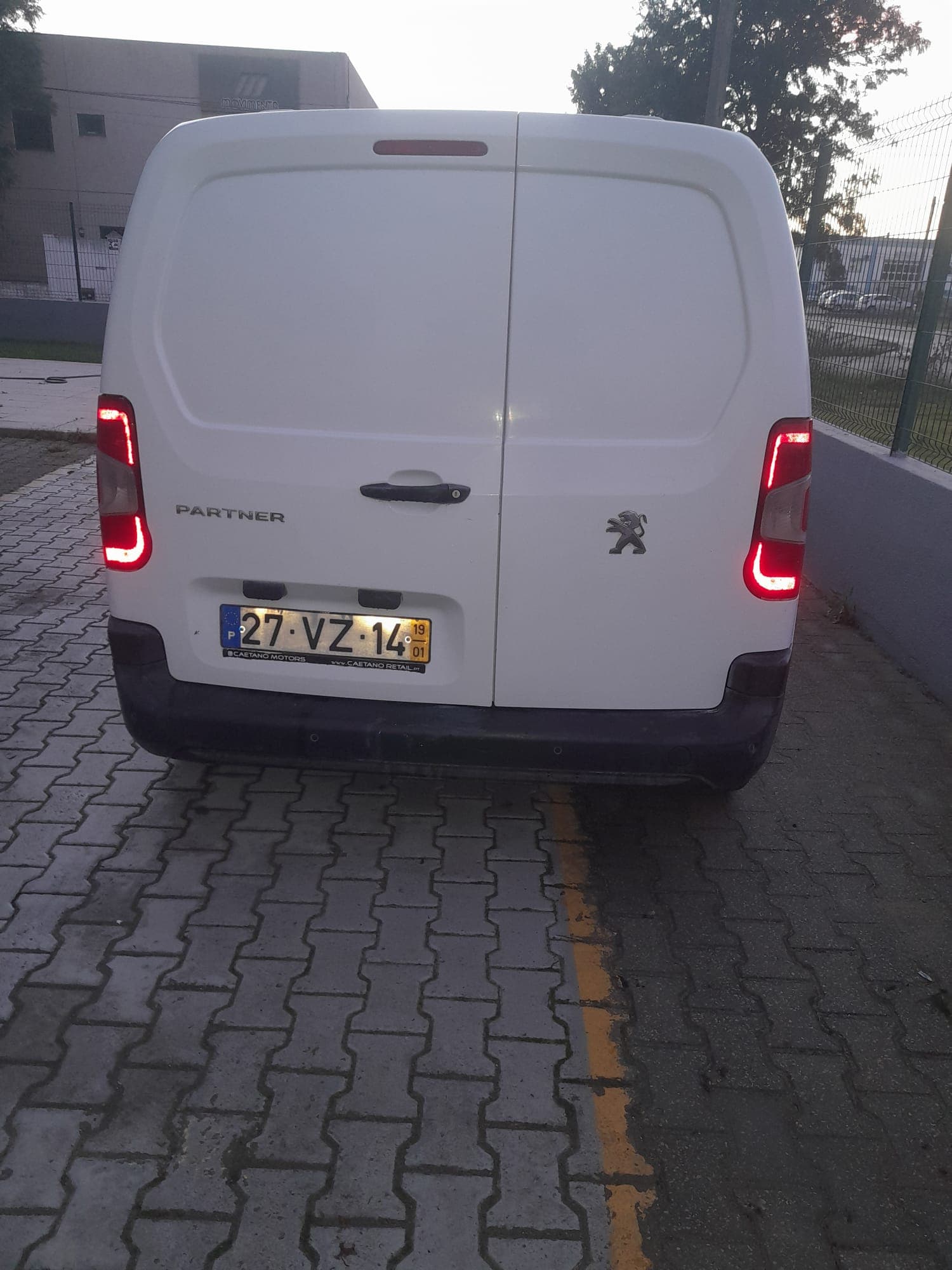 Peugeot Partner · Ano 2019 — imagen 4