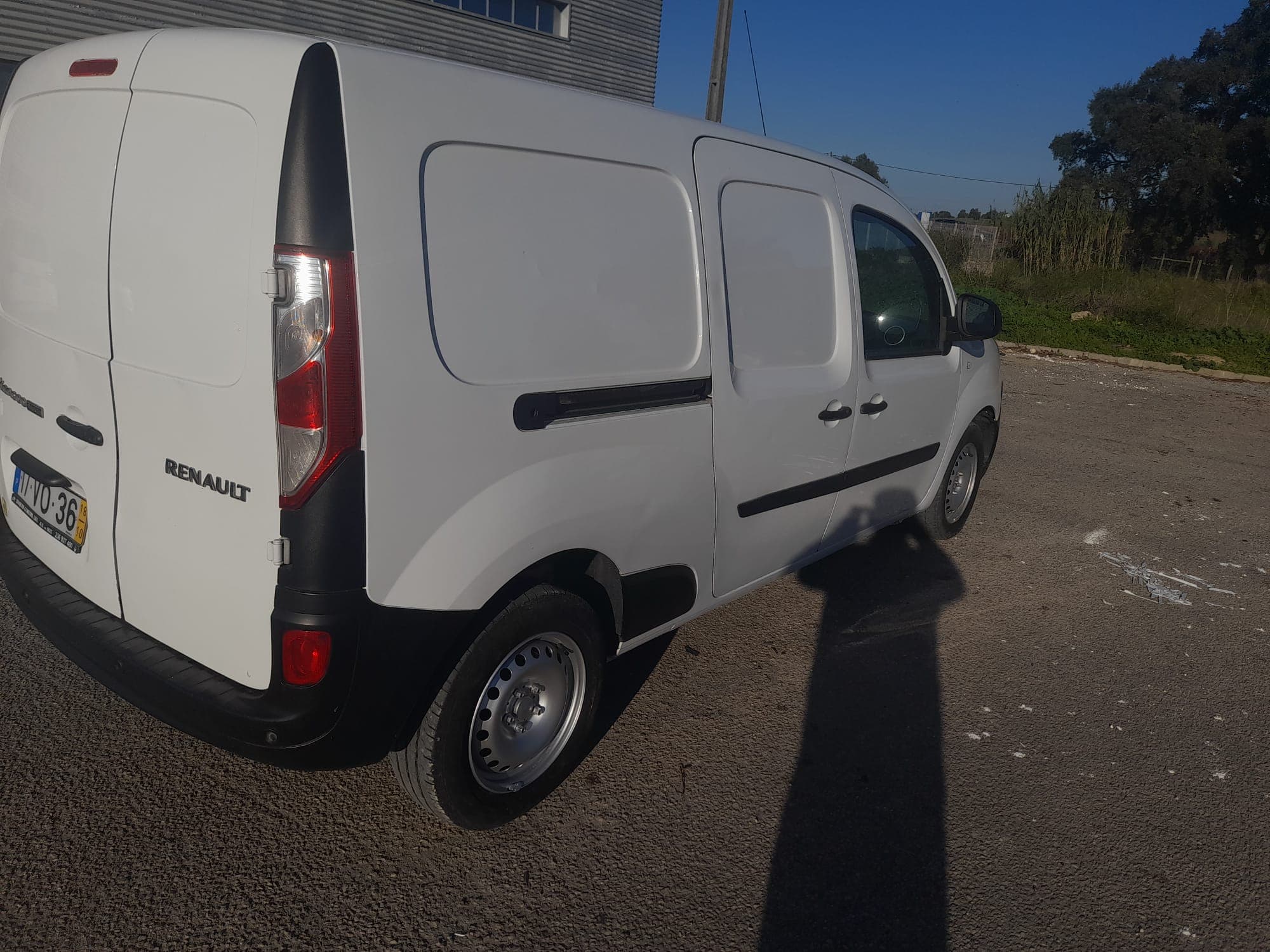Renault Kangoo · Ano 2018 — imagen 5