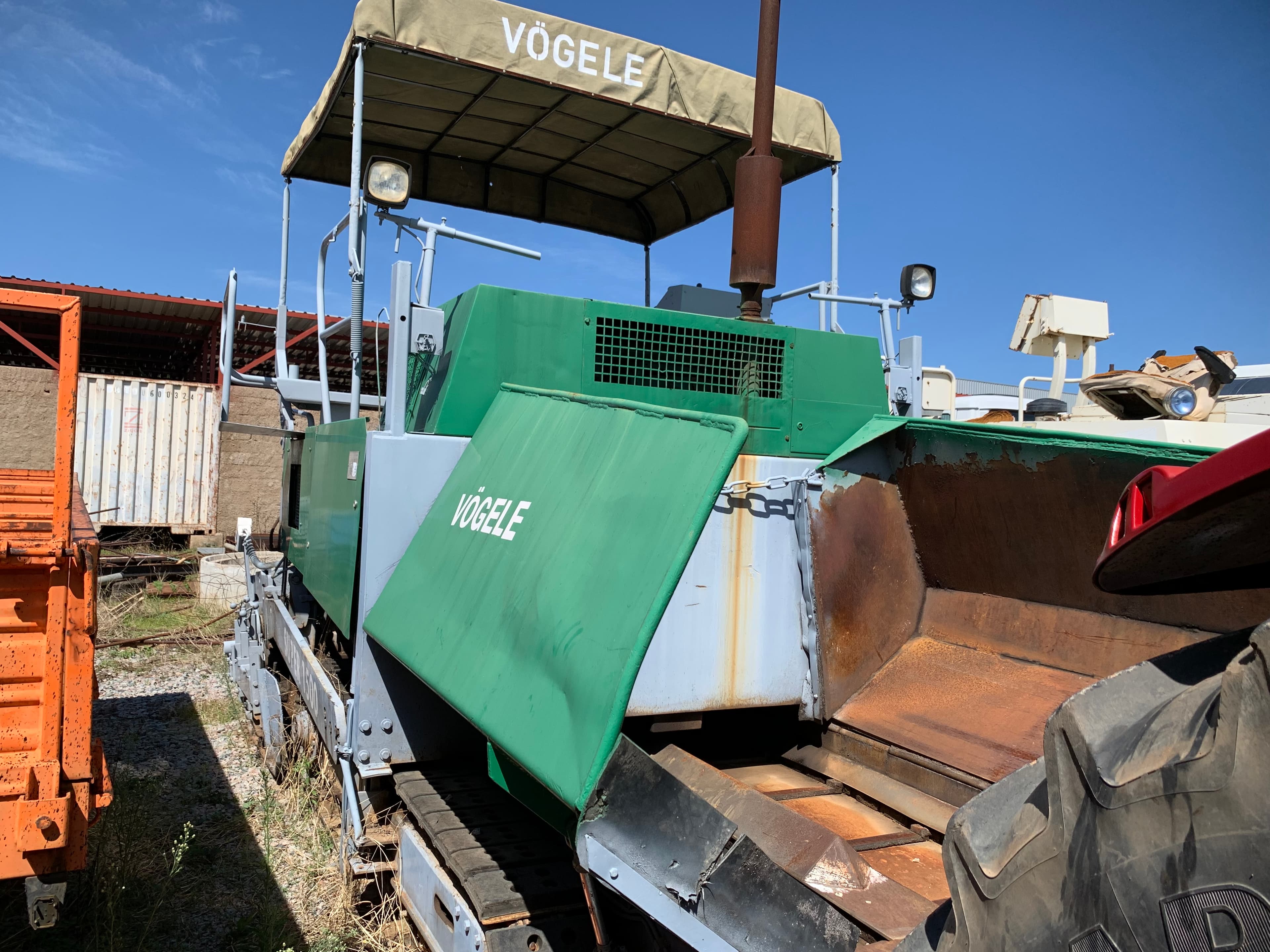 Espalhadora de Asfalto VOGELE SUPER 1500 — imagen 3