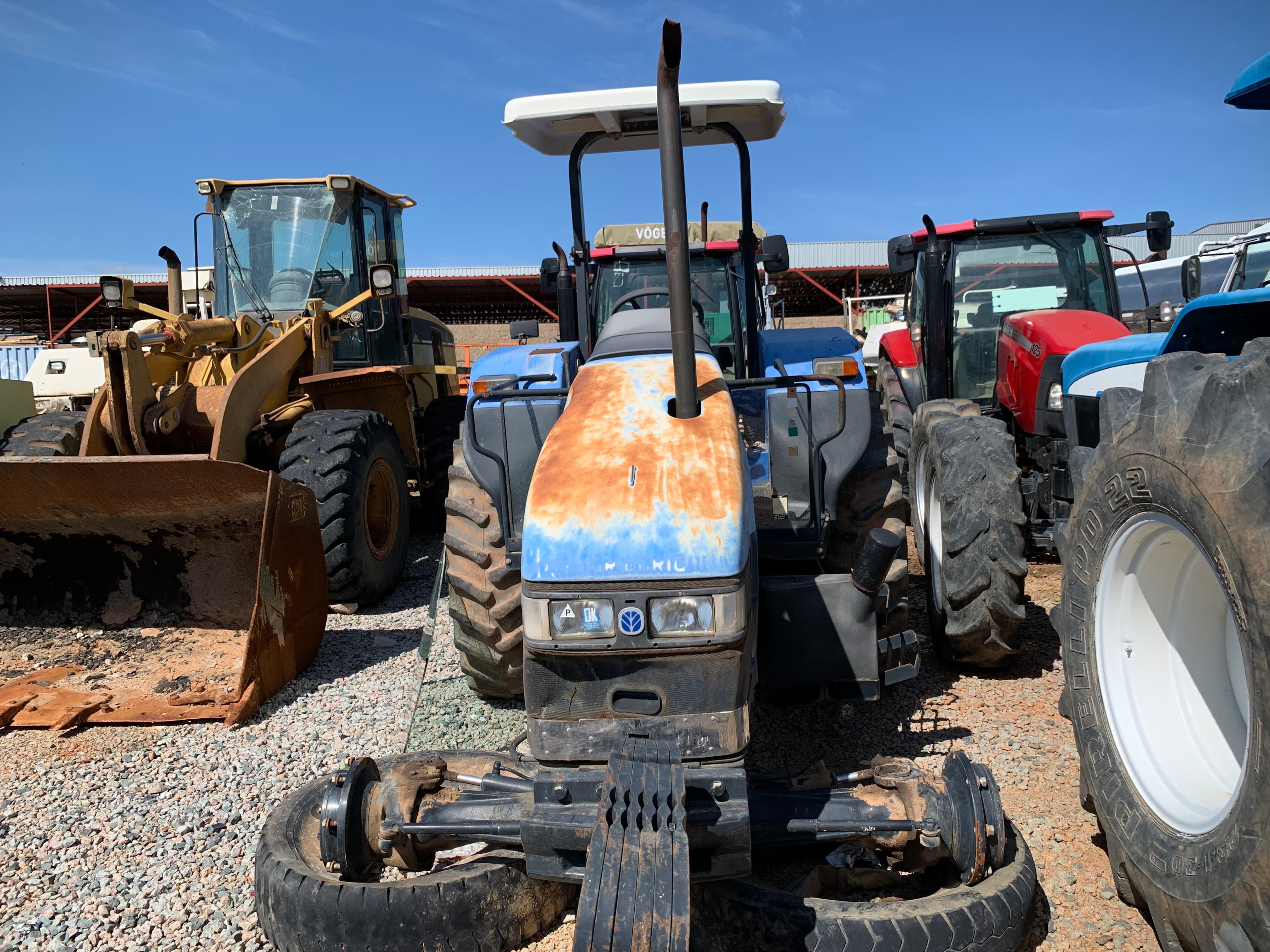 Trator agrícola NEW HOLLAND TS110 — image 2