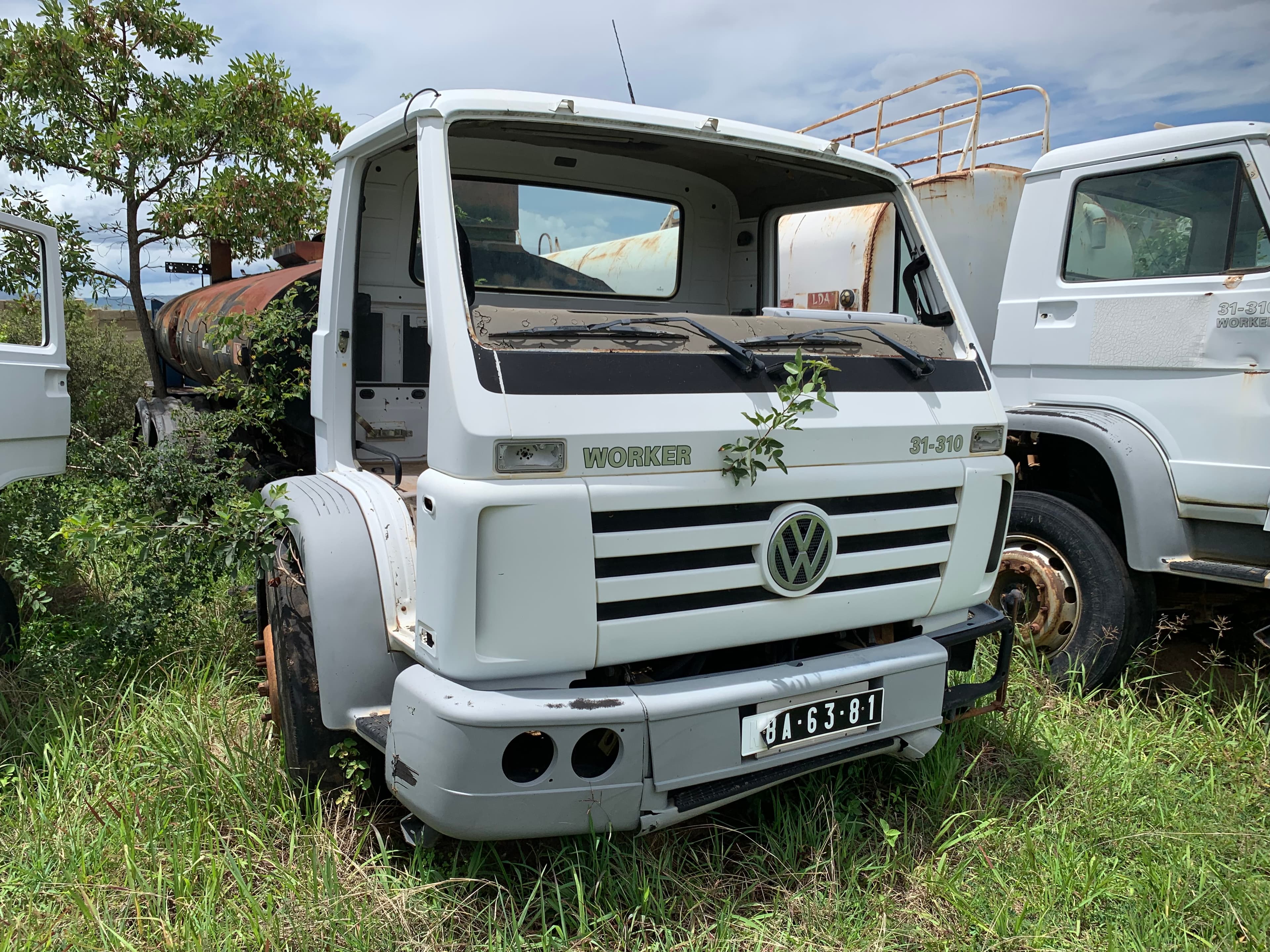 Camião Cisterna VOLKSWAGEN Worker 31-310 (3) — image 2