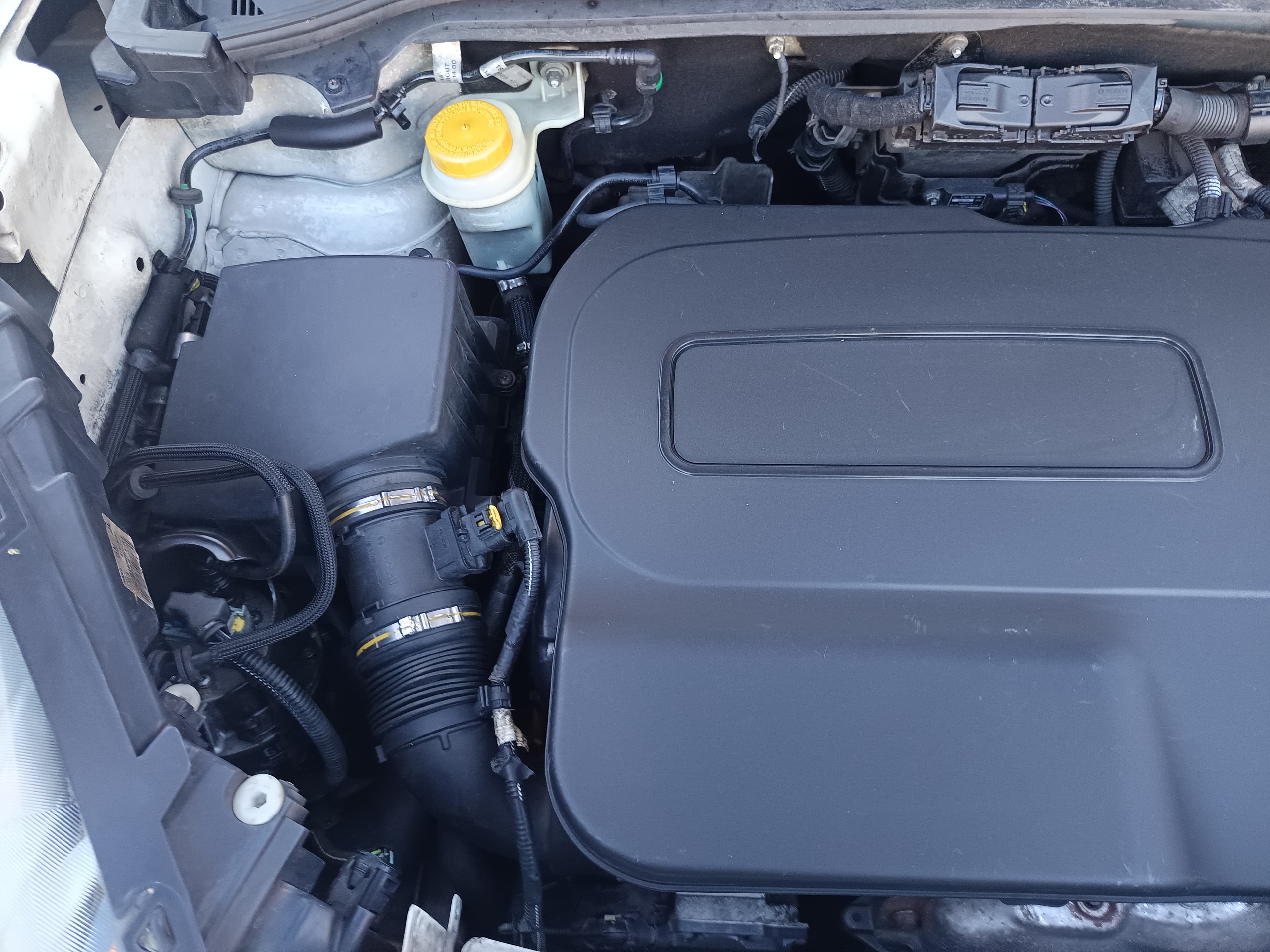 Opel Combo · Ano 2017 — image 18
