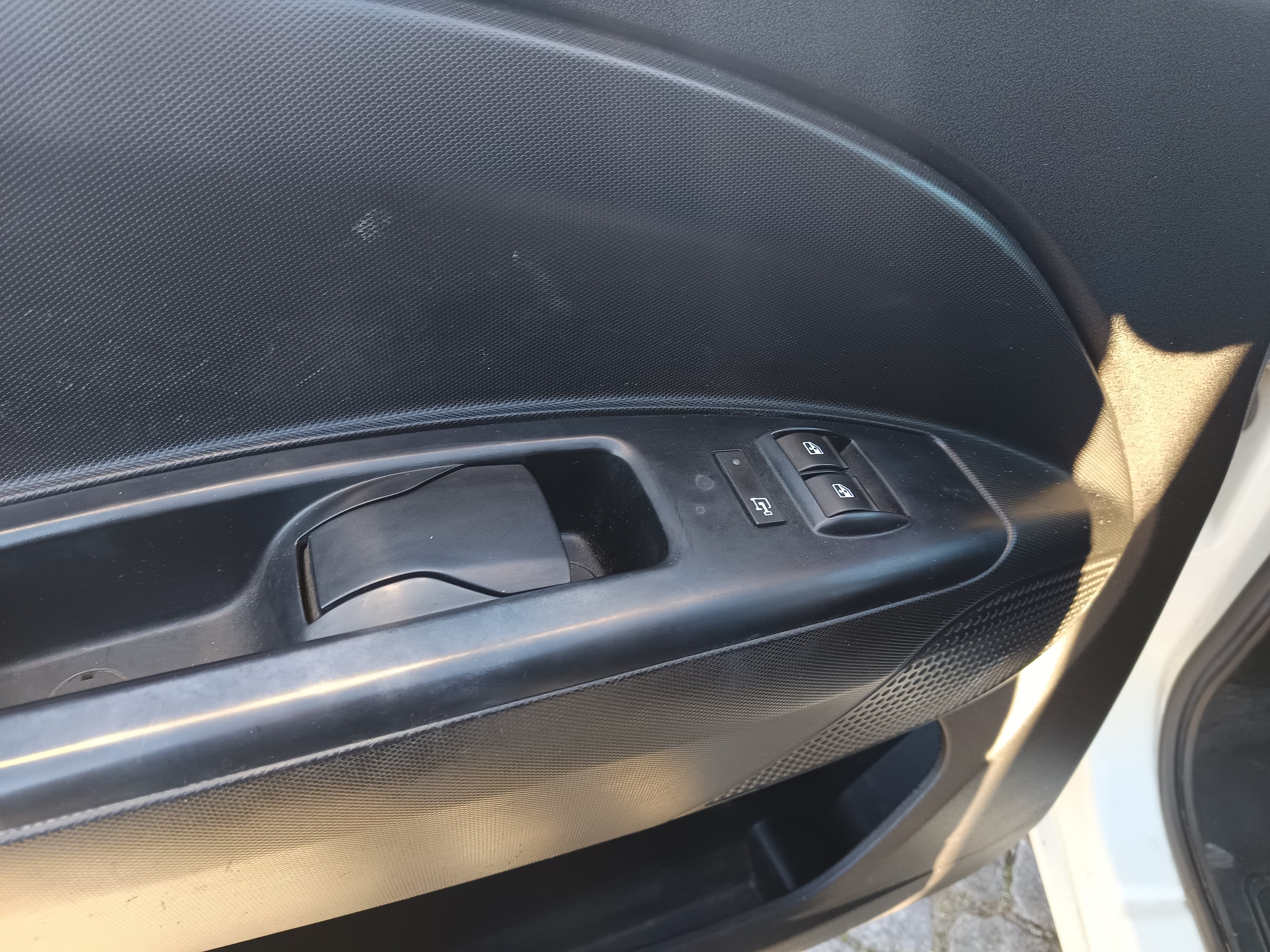 Opel Combo · Ano 2017 — image 33
