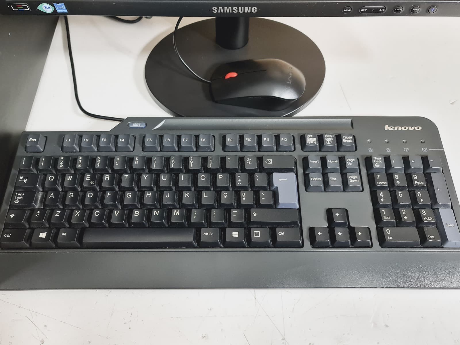 Computador Lenovo Workstation — image 11