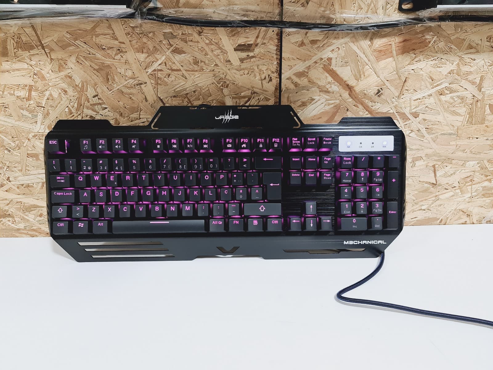 Teclado Gaming Hama — imagen 3