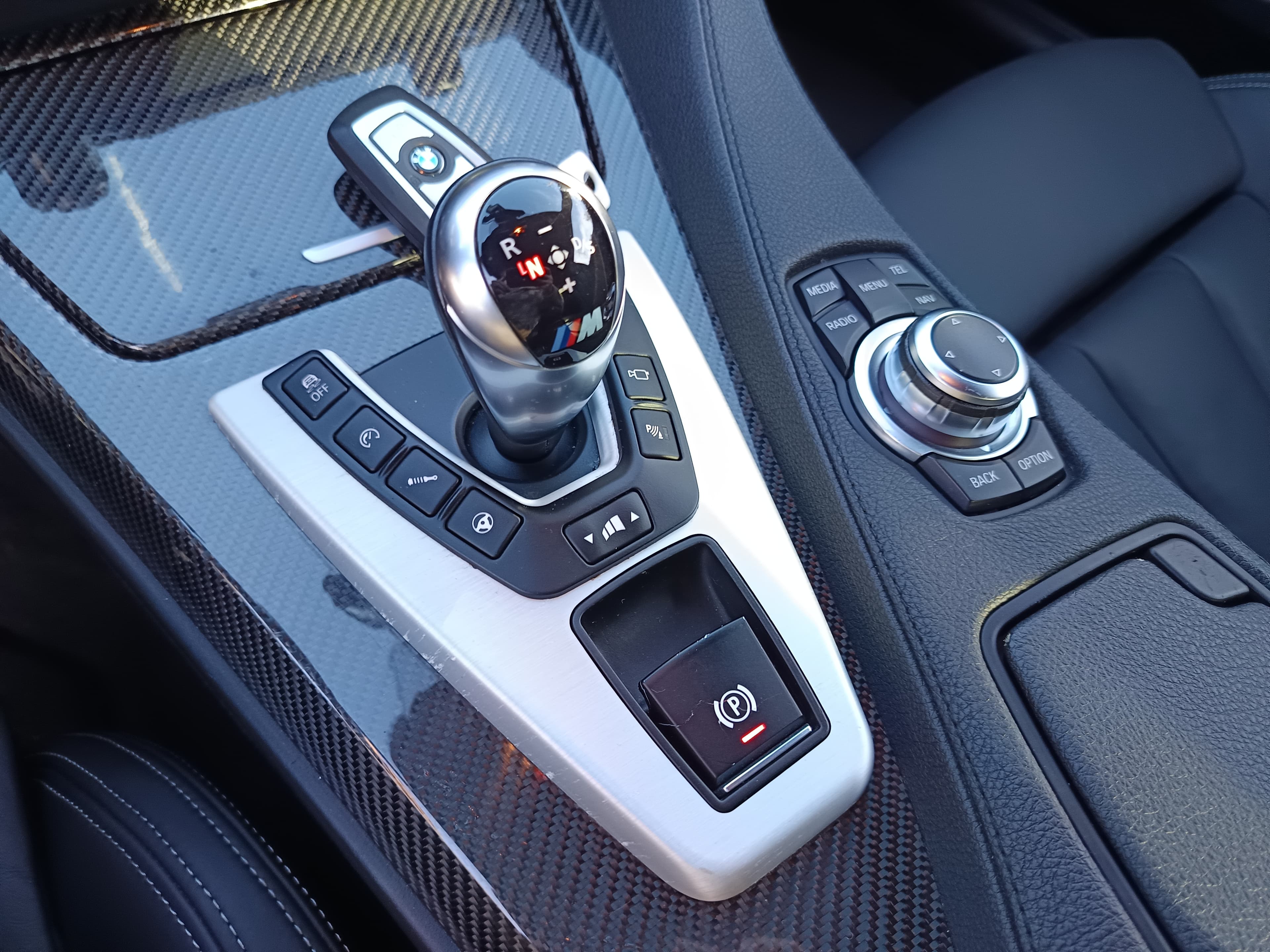 BMW M6 · Ano 2012 — image 35