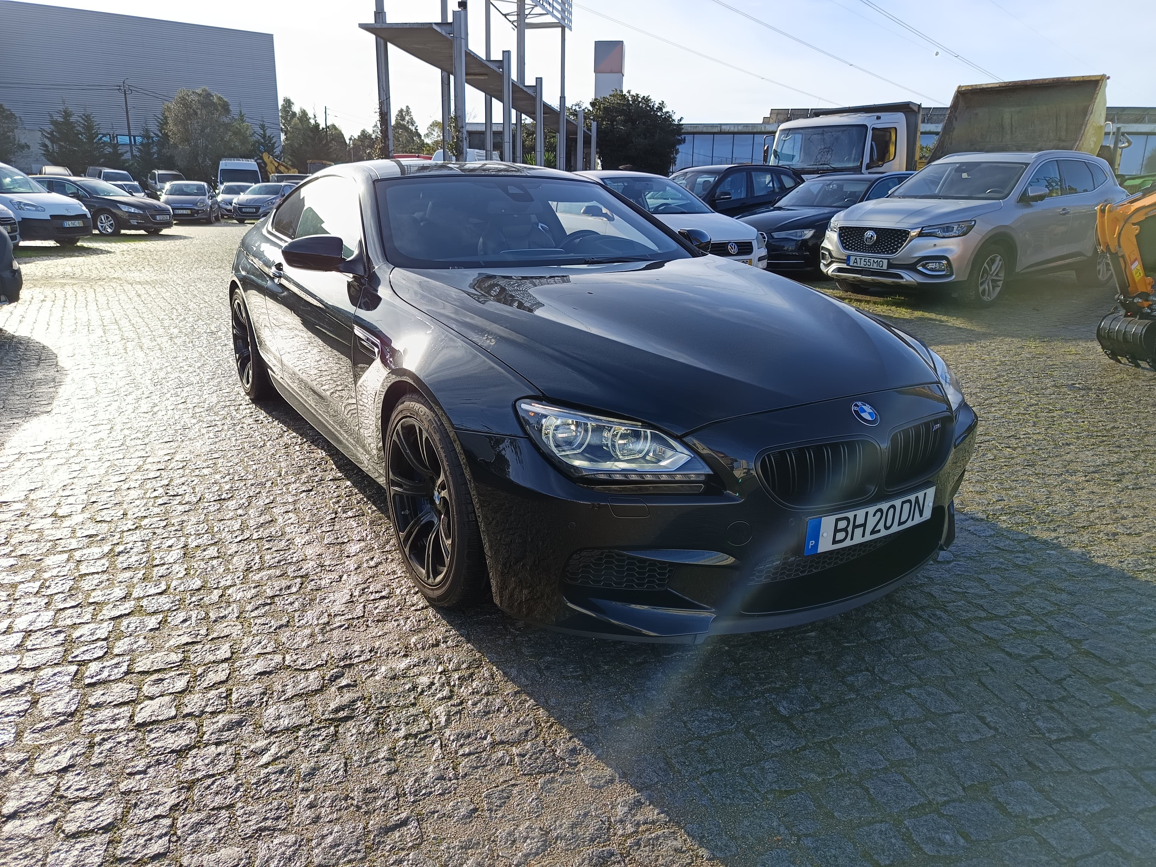 BMW M6 · Ano 2012 — image 3
