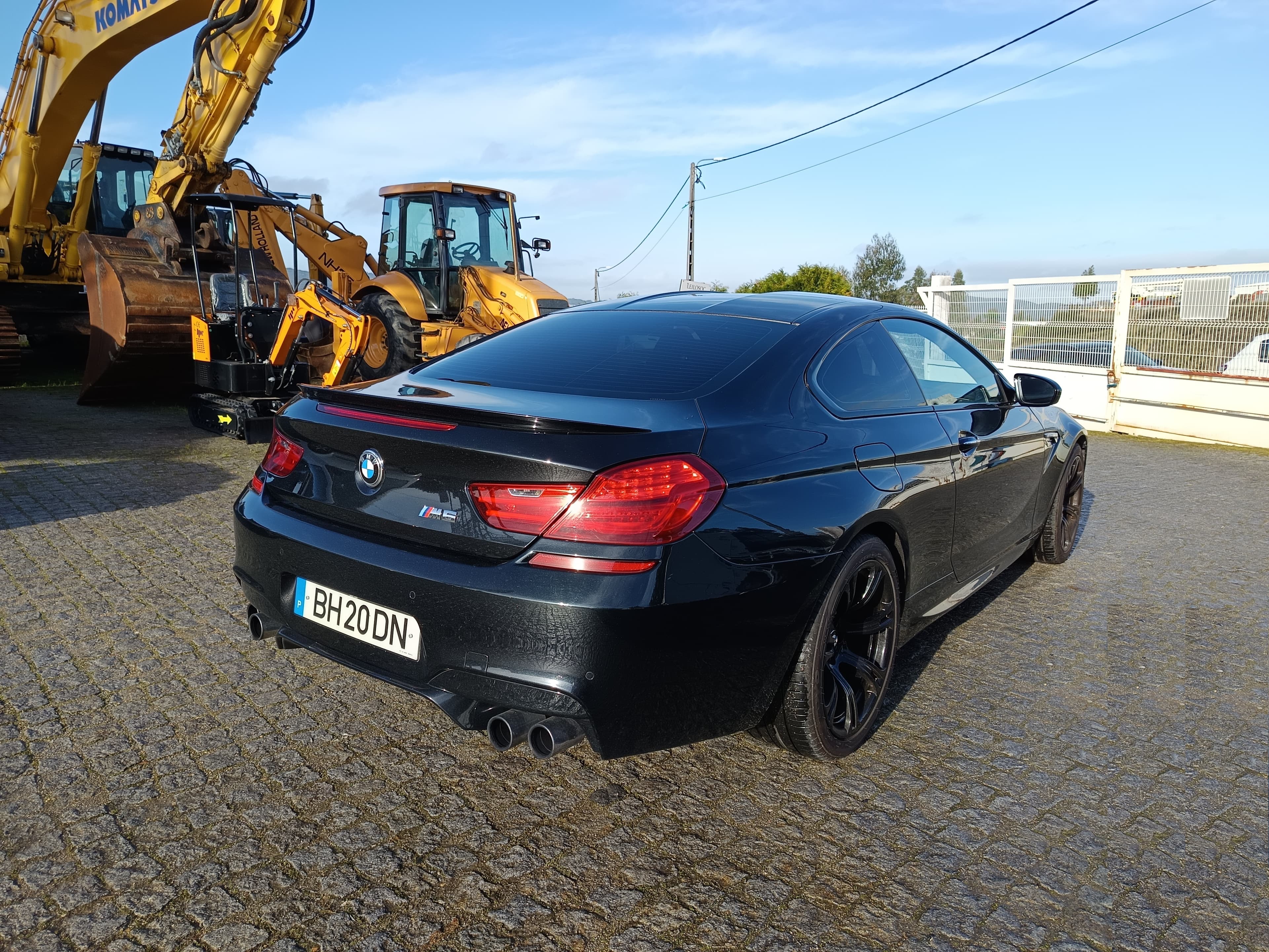 BMW M6 · Ano 2012 — image 5