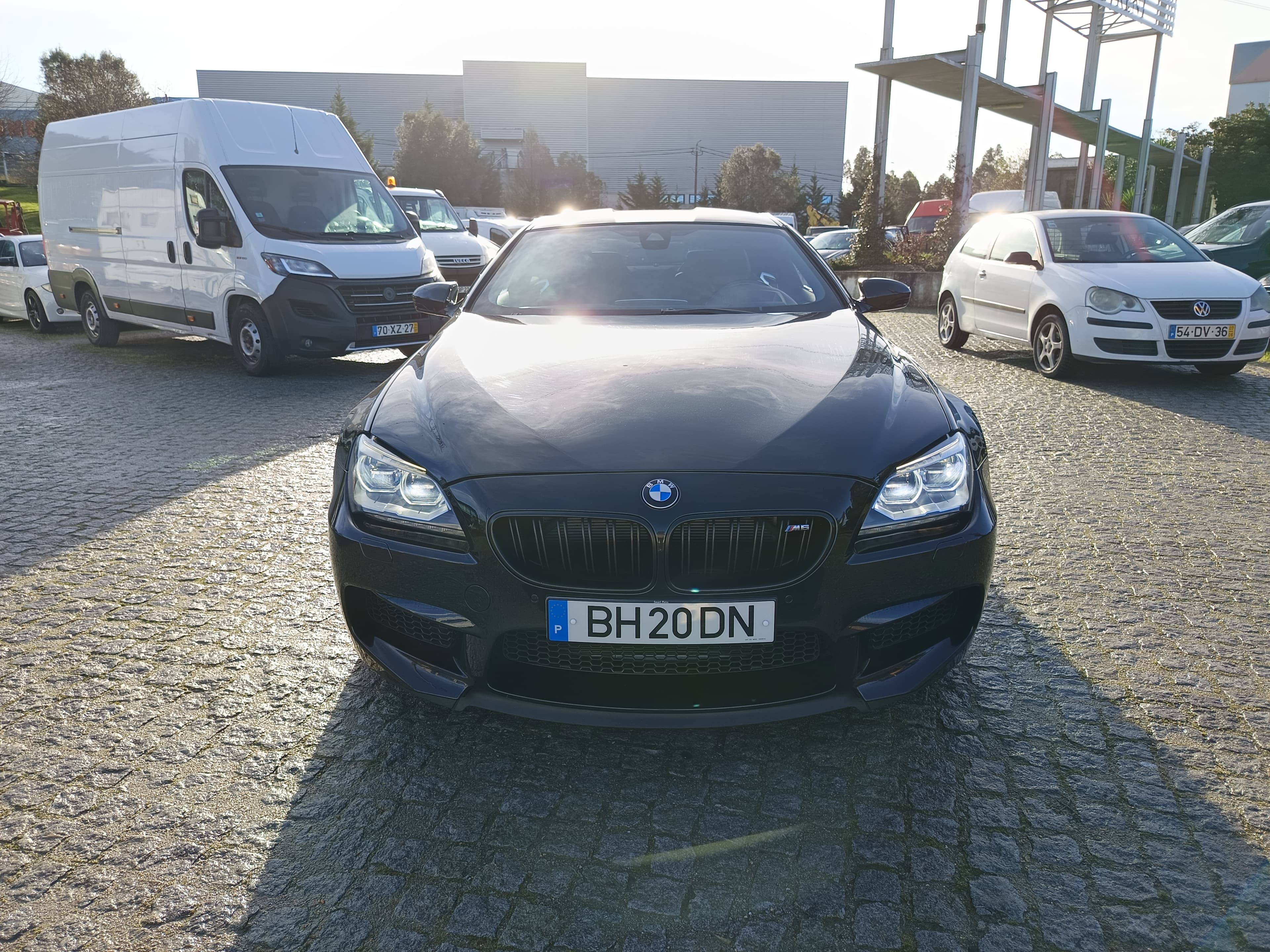 BMW M6 · Ano 2012 — image 2