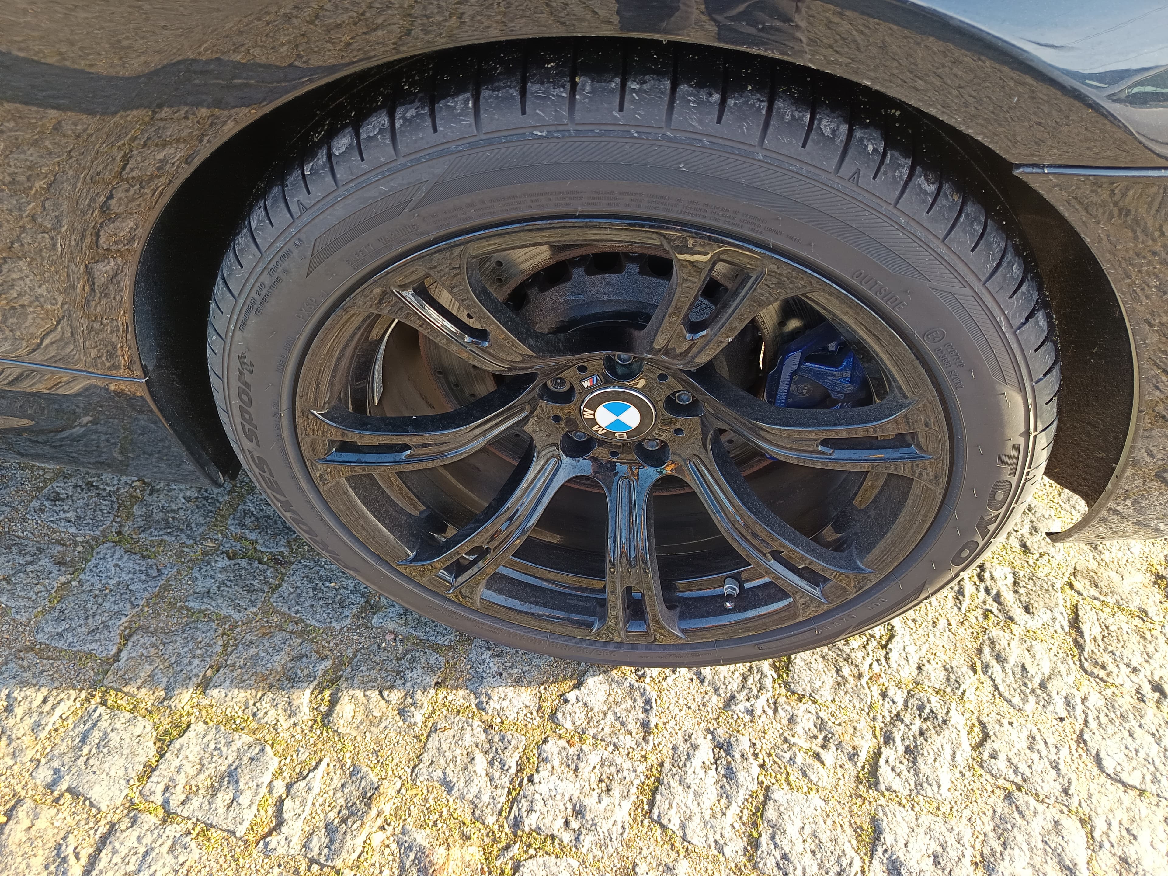 BMW M6 · Ano 2012 — image 12