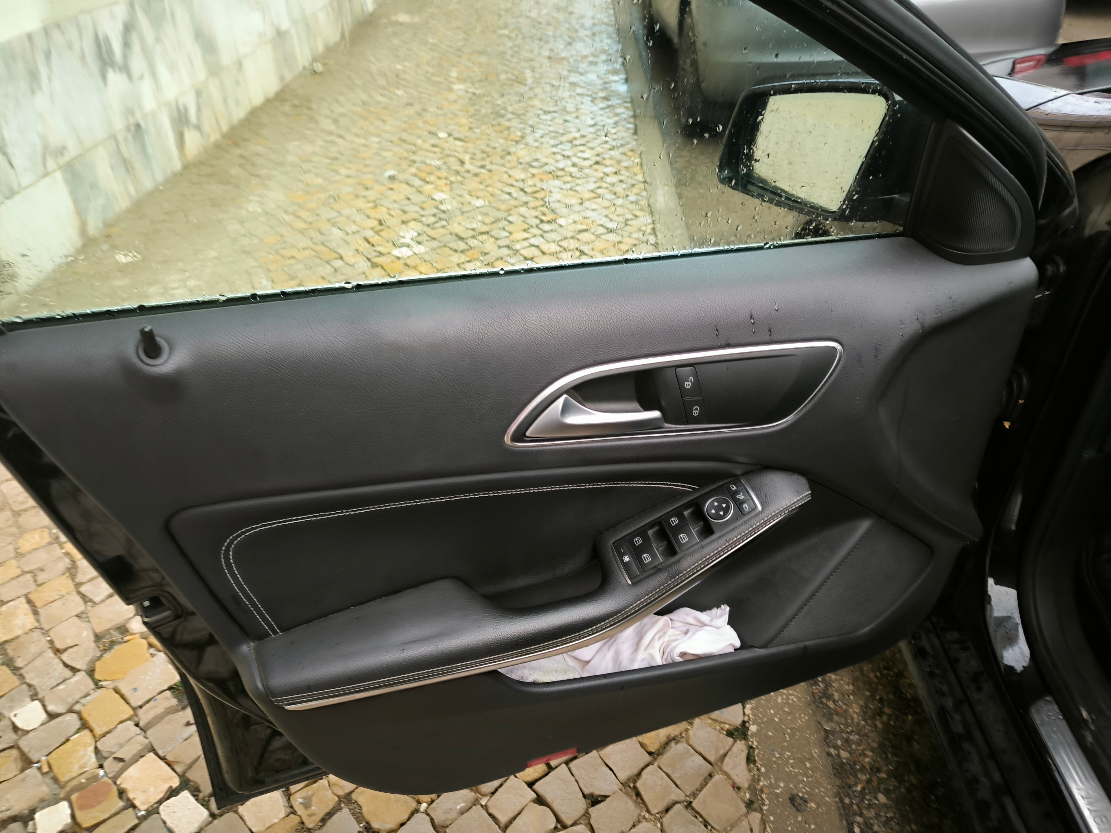 Mercedes-Benz A 180 CDI 1.5 · Ano 2015 — imagen 17