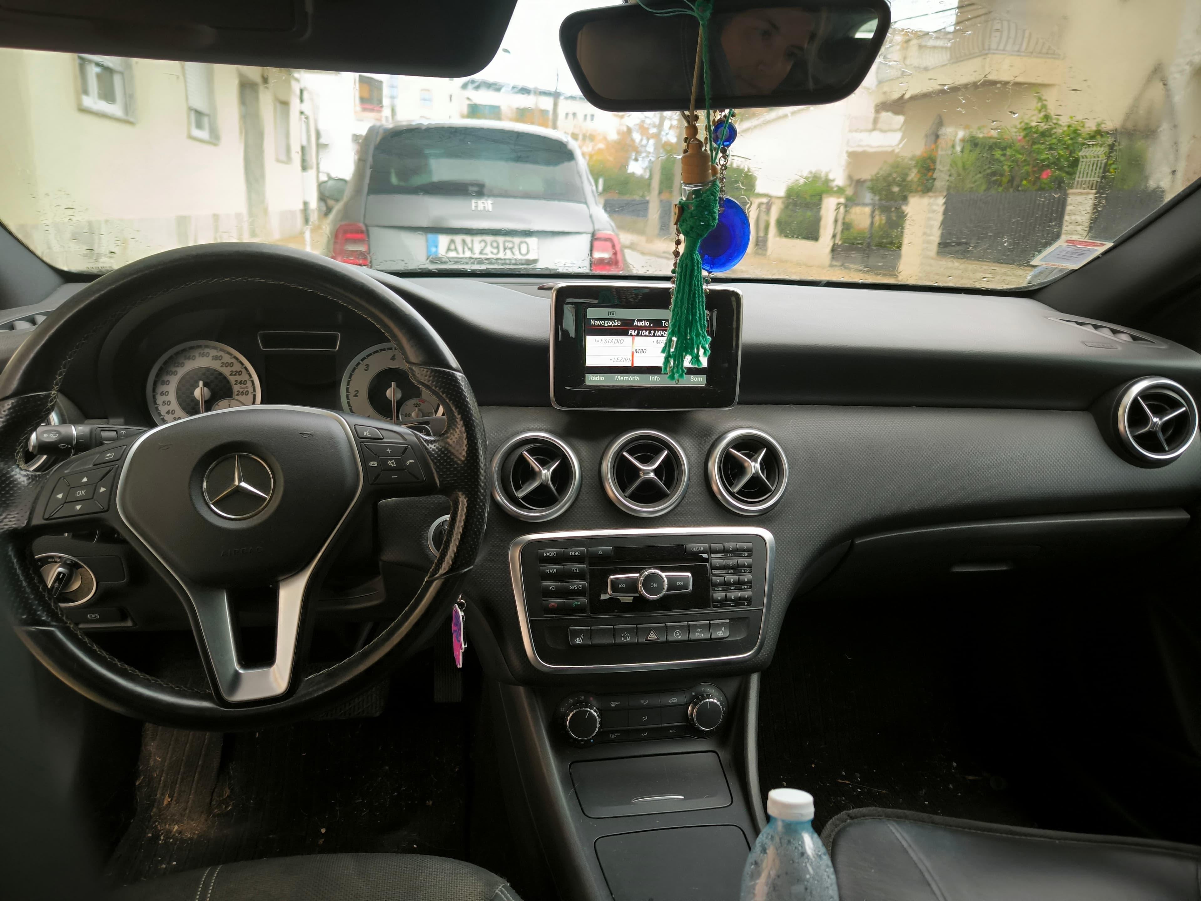 Mercedes-Benz A 180 CDI 1.5 · Ano 2015 — imagen 9