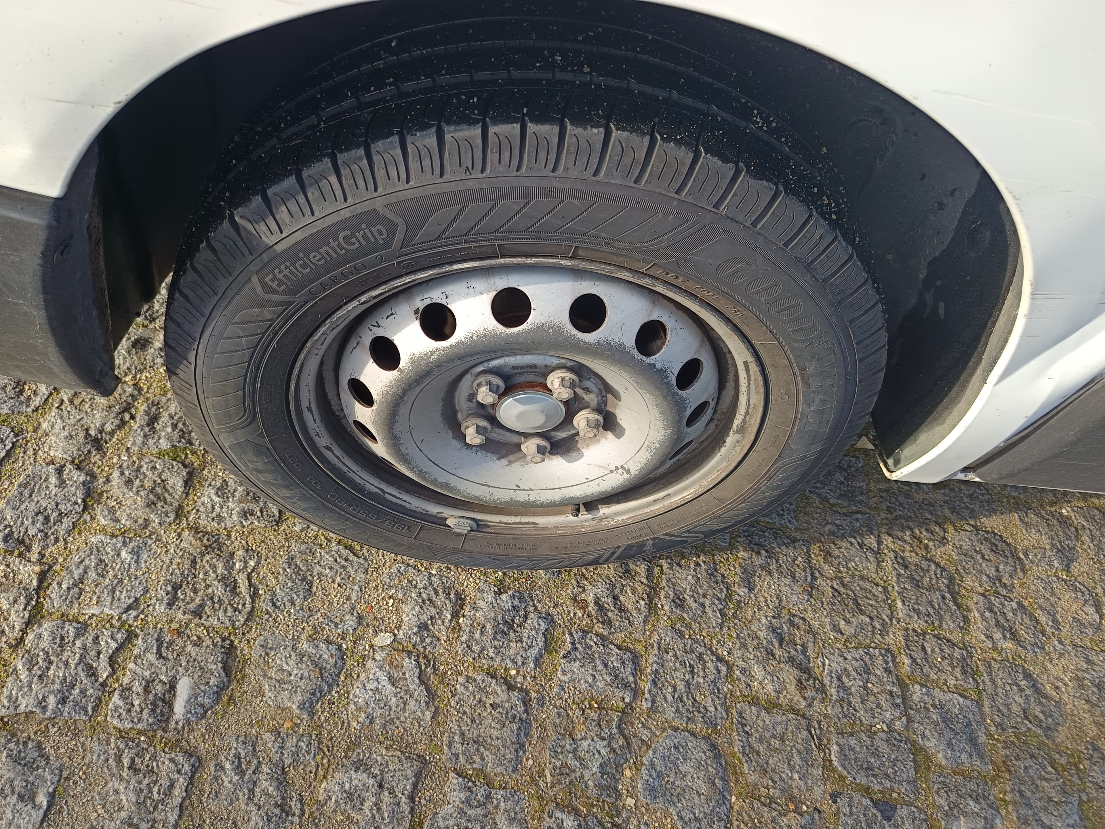Opel Vivaro · Ano 2009 — imagen 11