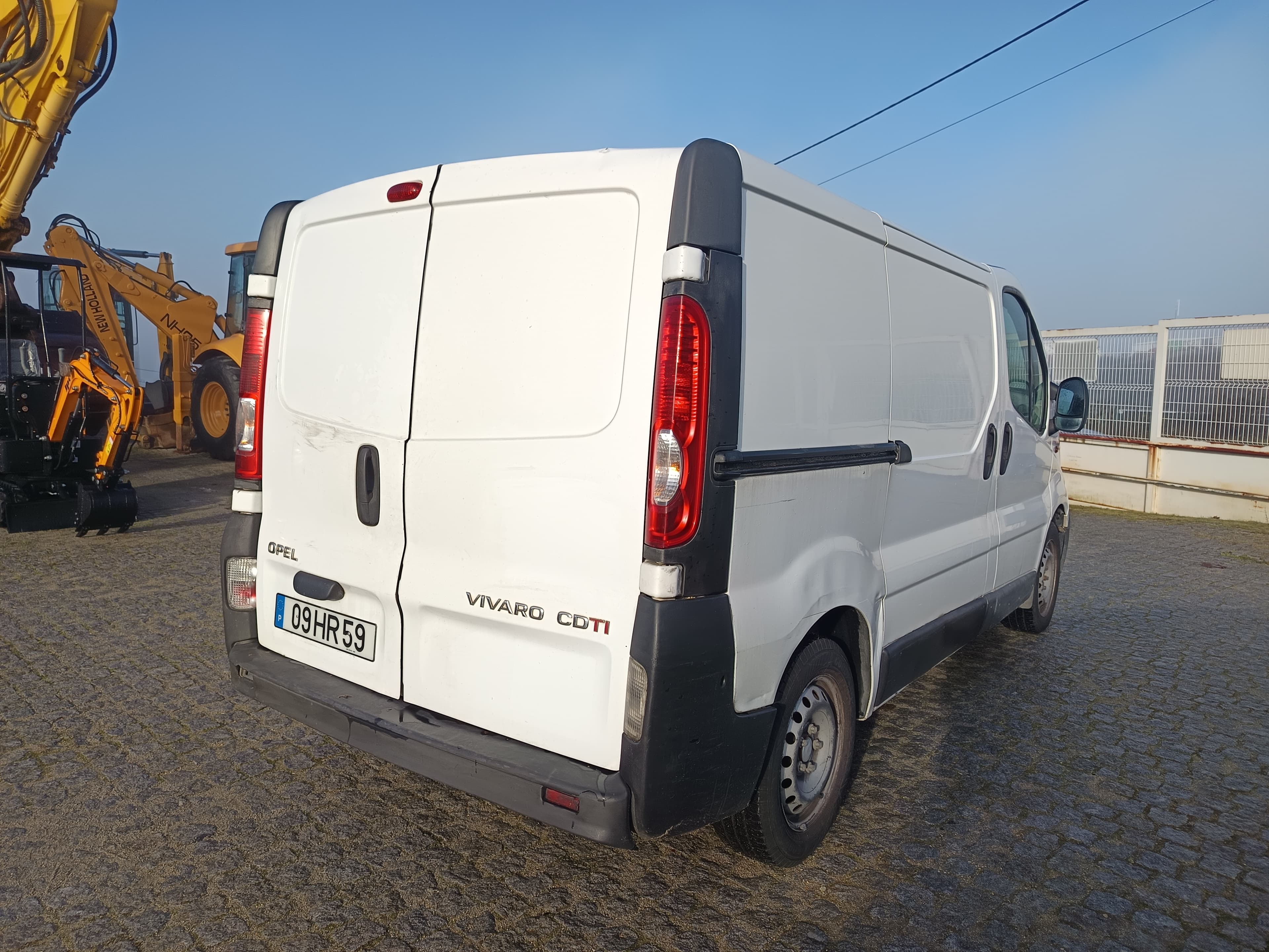 Opel Vivaro · Ano 2009 — imagen 4