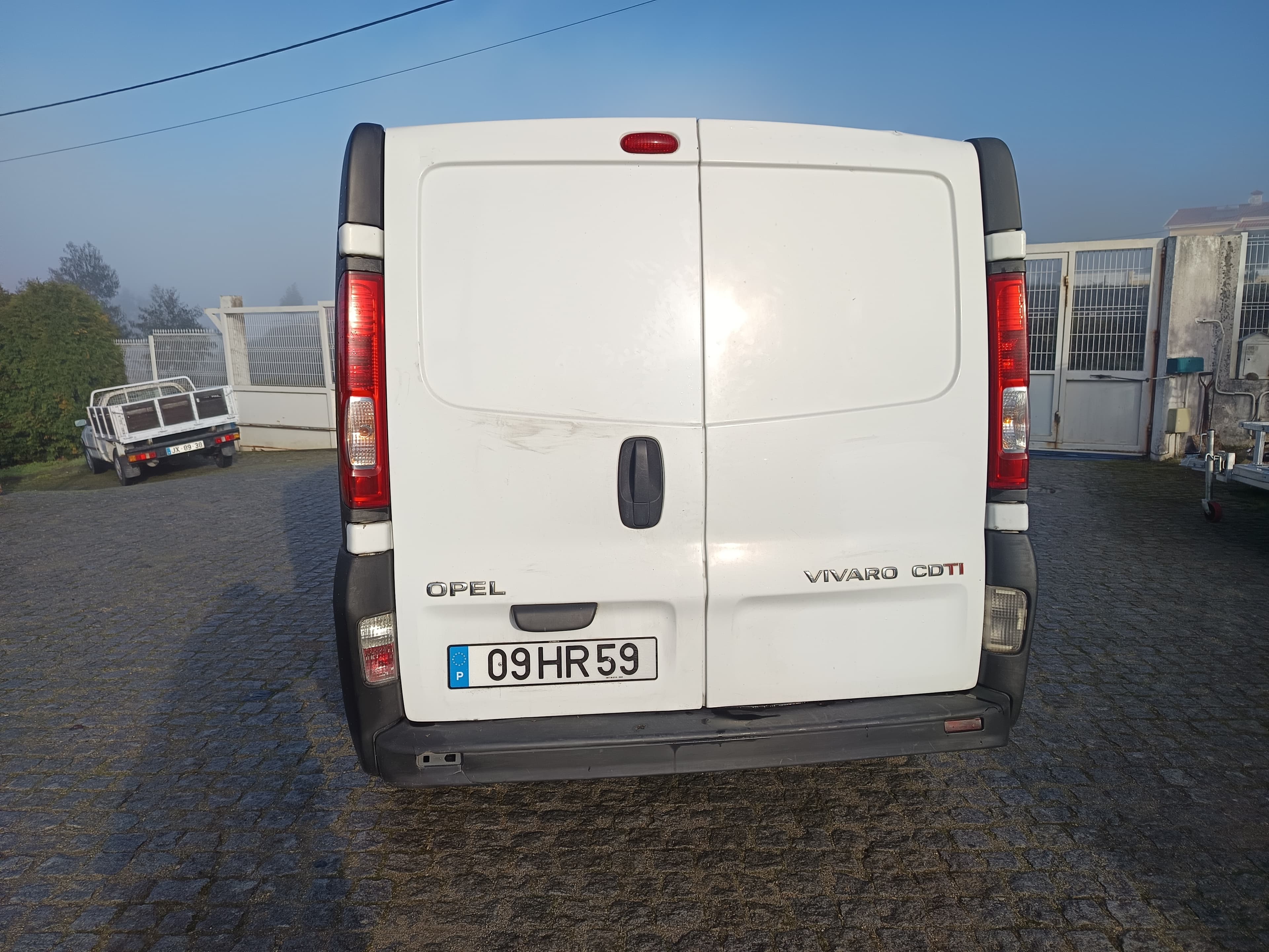 Opel Vivaro · Ano 2009 — imagen 5