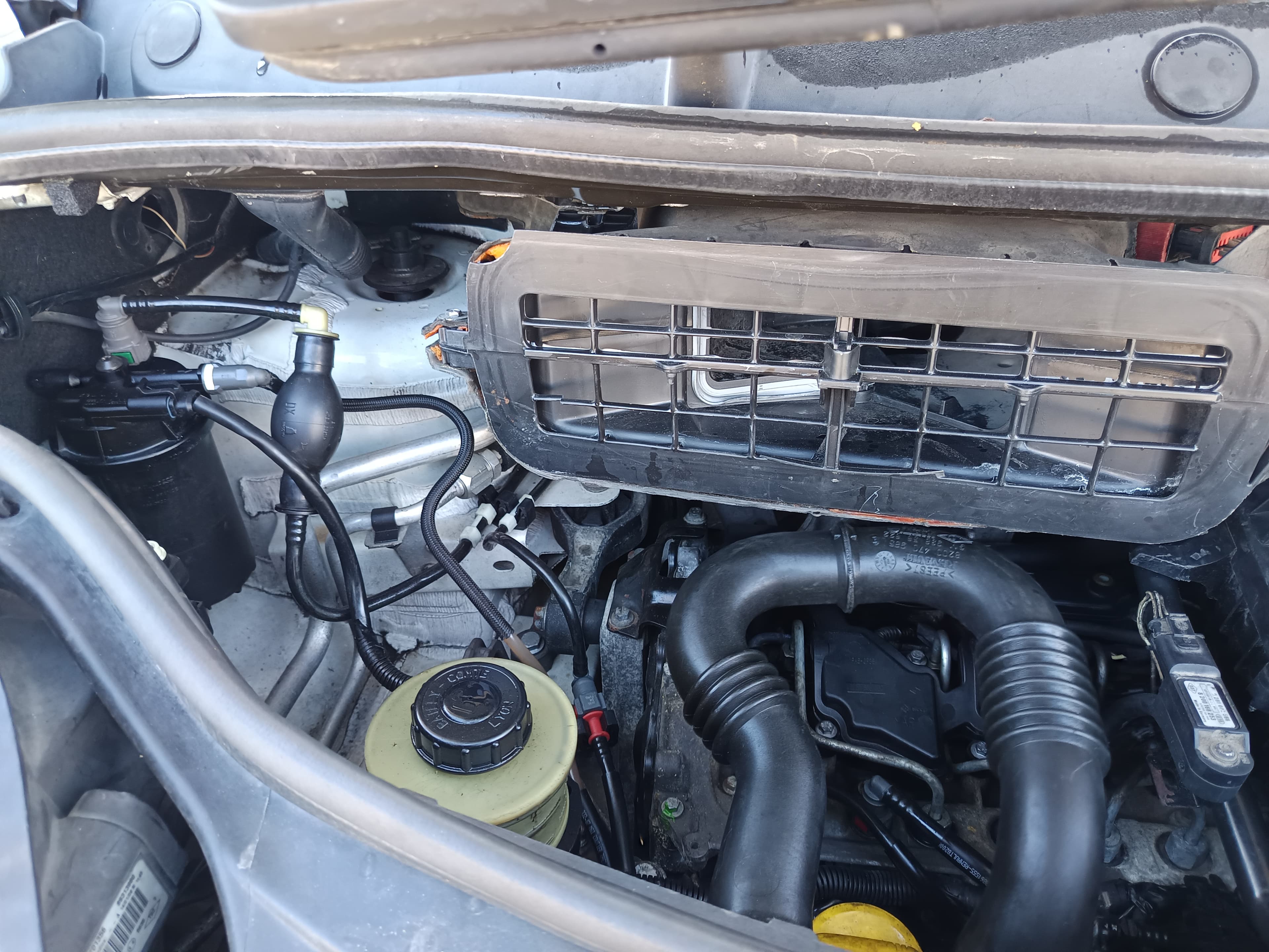 Opel Vivaro · Ano 2009 — imagen 15
