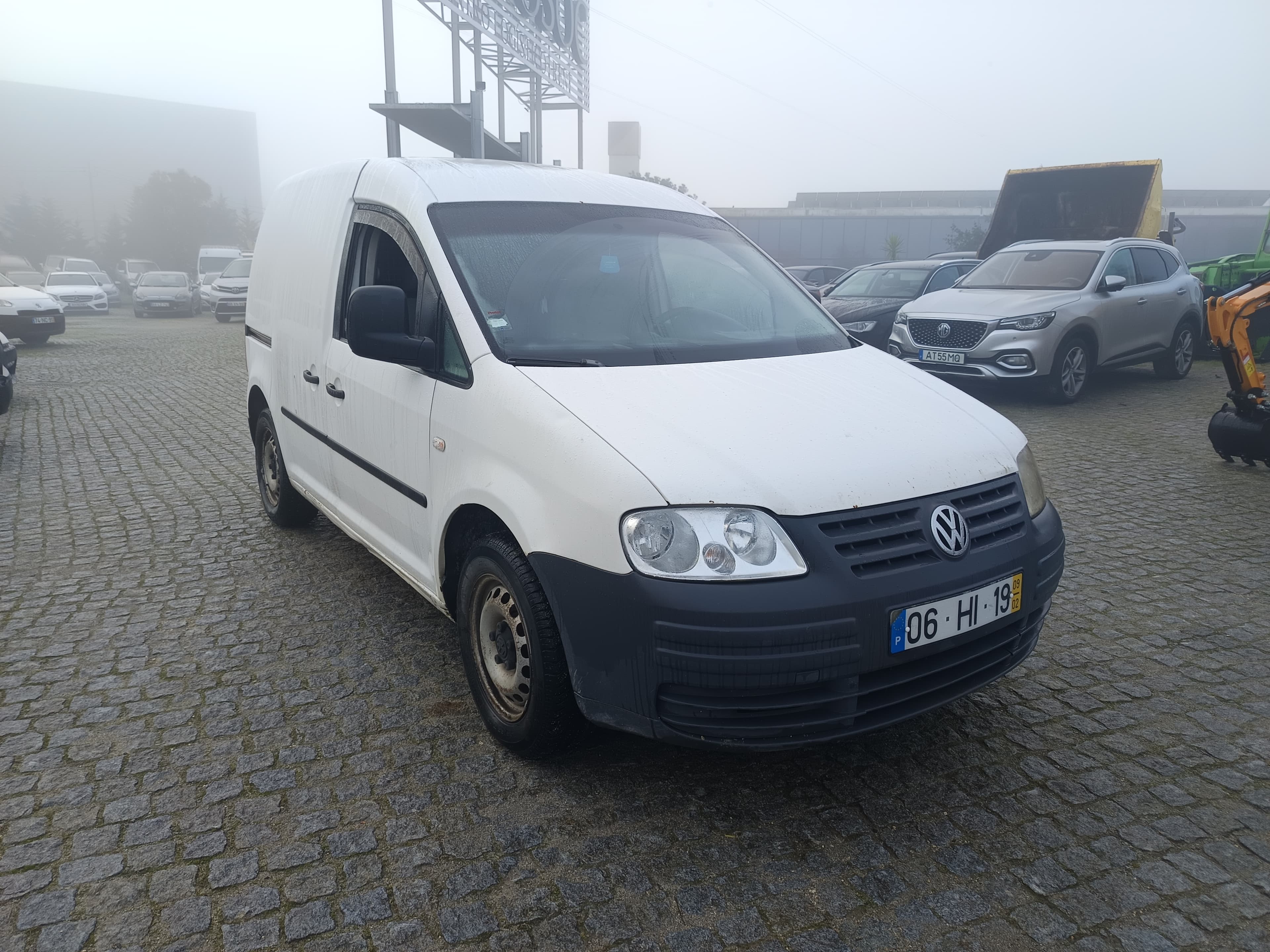 Volkswagen Caddy · Ano 2009 — imagen 3