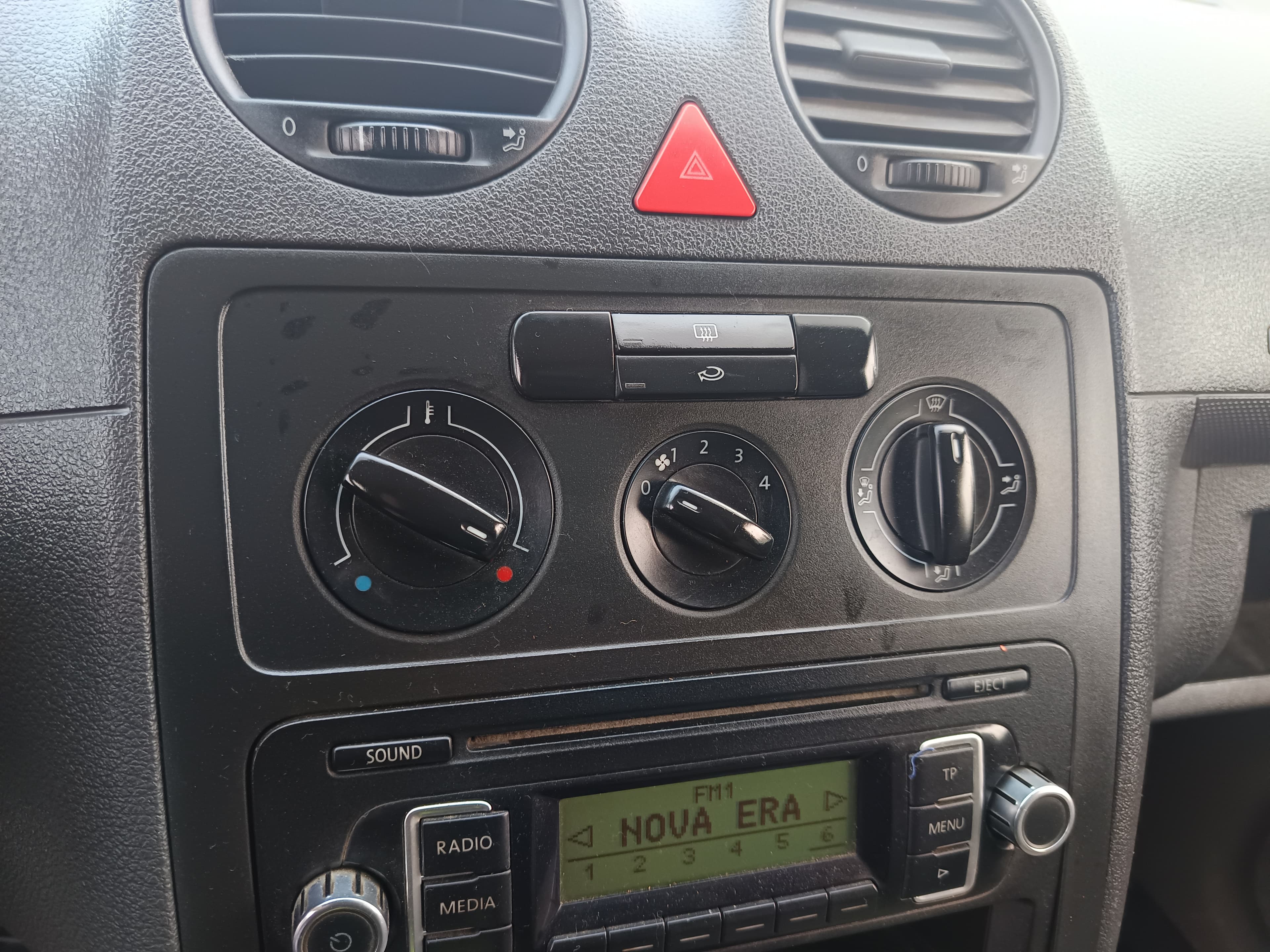 Volkswagen Caddy · Ano 2009 — imagen 26