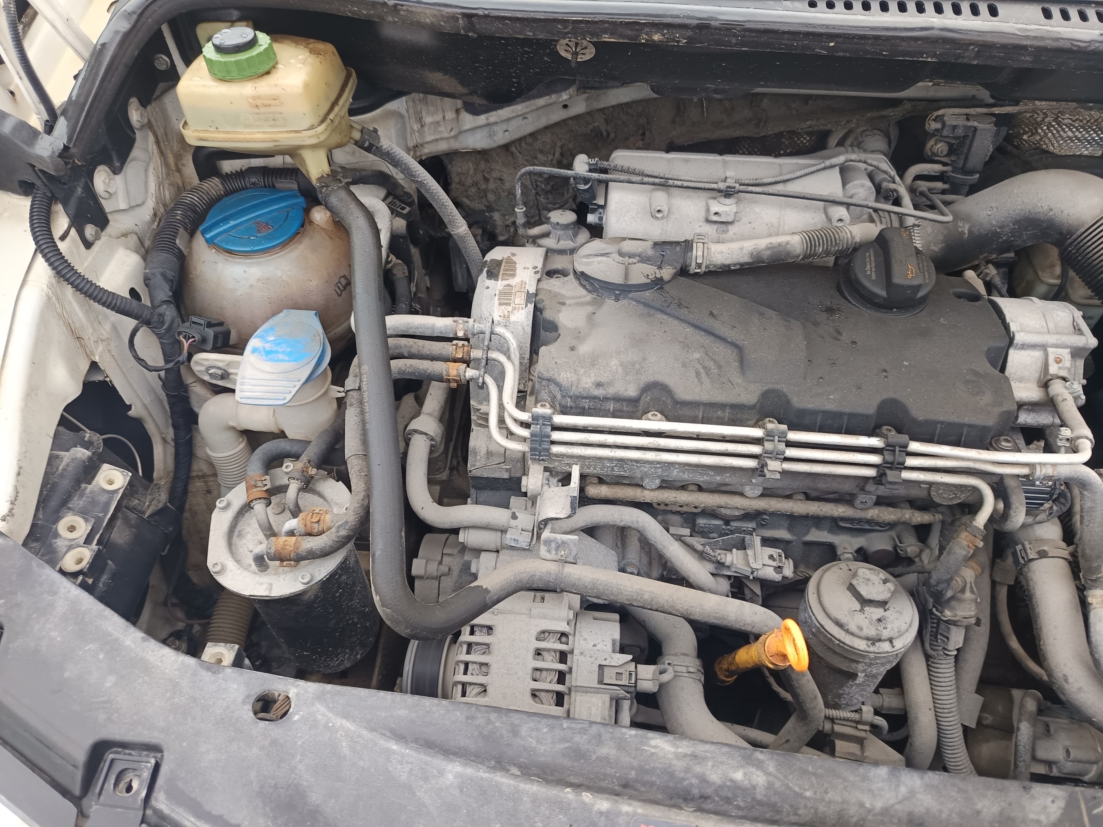 Volkswagen Caddy · Ano 2009 — imagen 14
