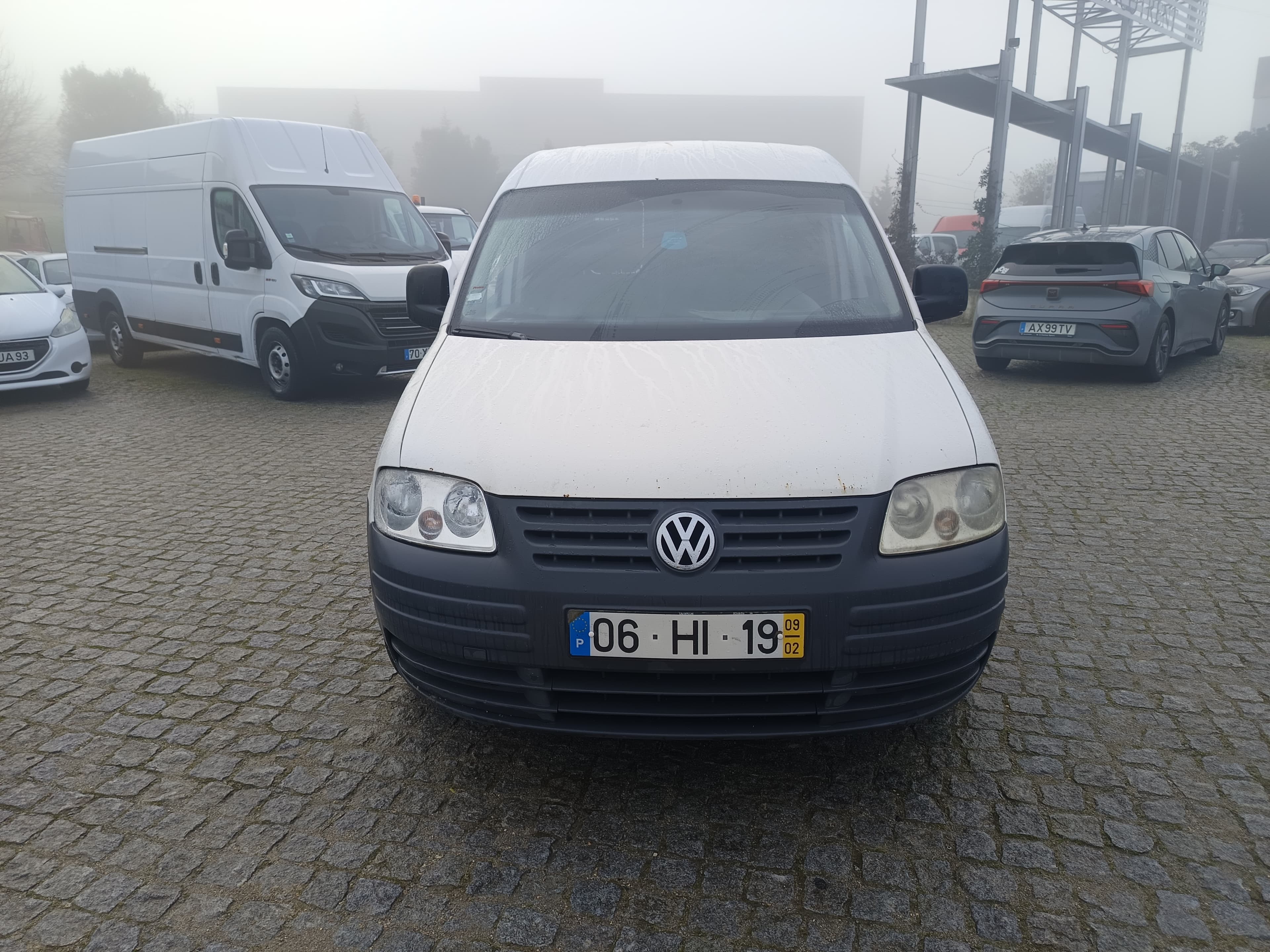 Volkswagen Caddy · Ano 2009 — imagen 2