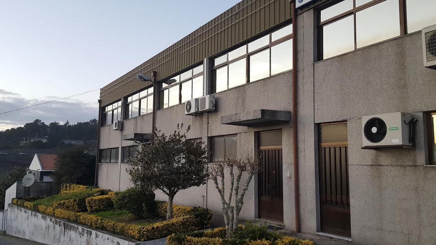 Armazém Industrial + Equipamentos · Marco de Canaveses — imagem 5