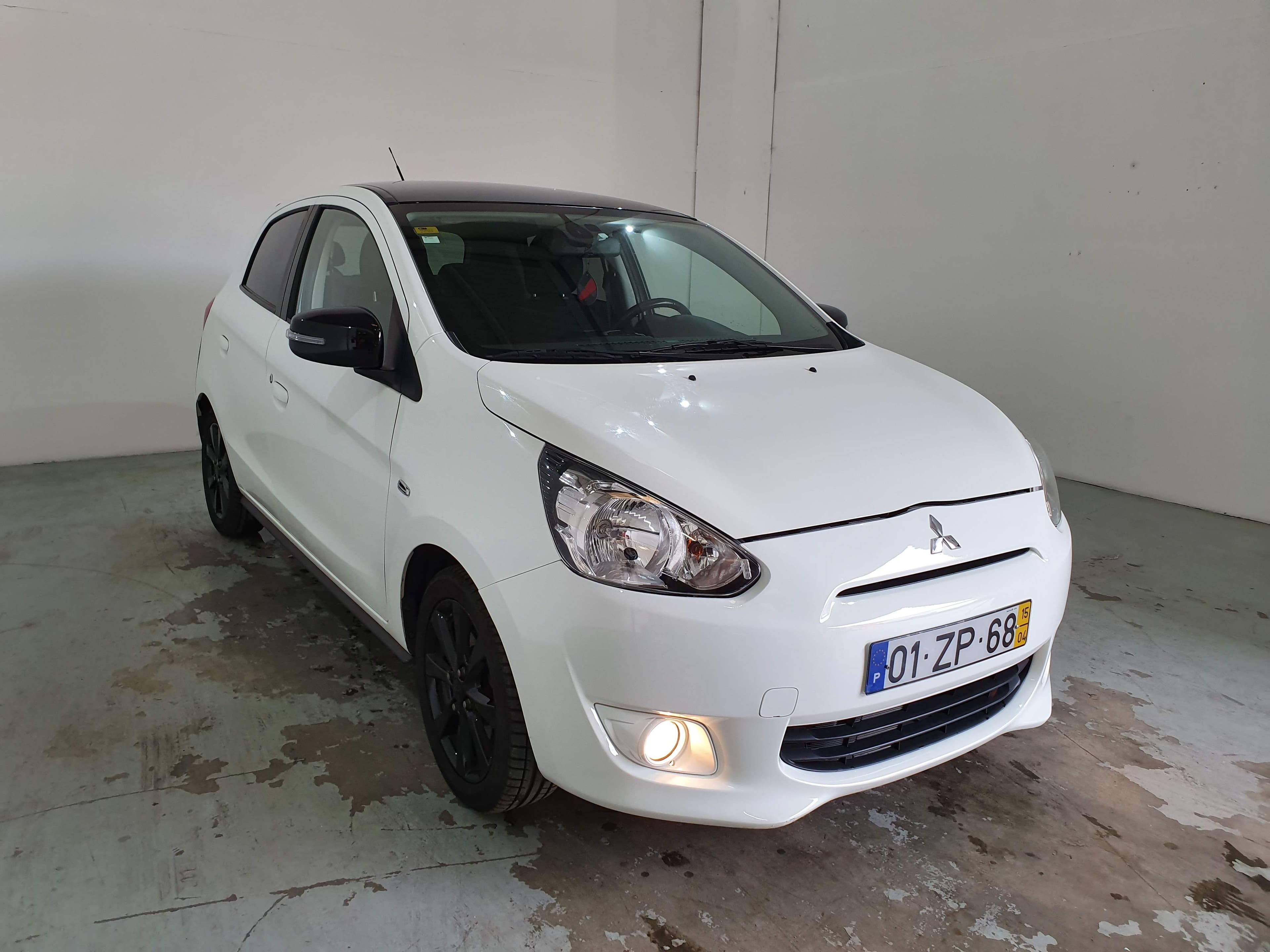 Mitsubishi Space Star · Ano 2015 — imagen 3