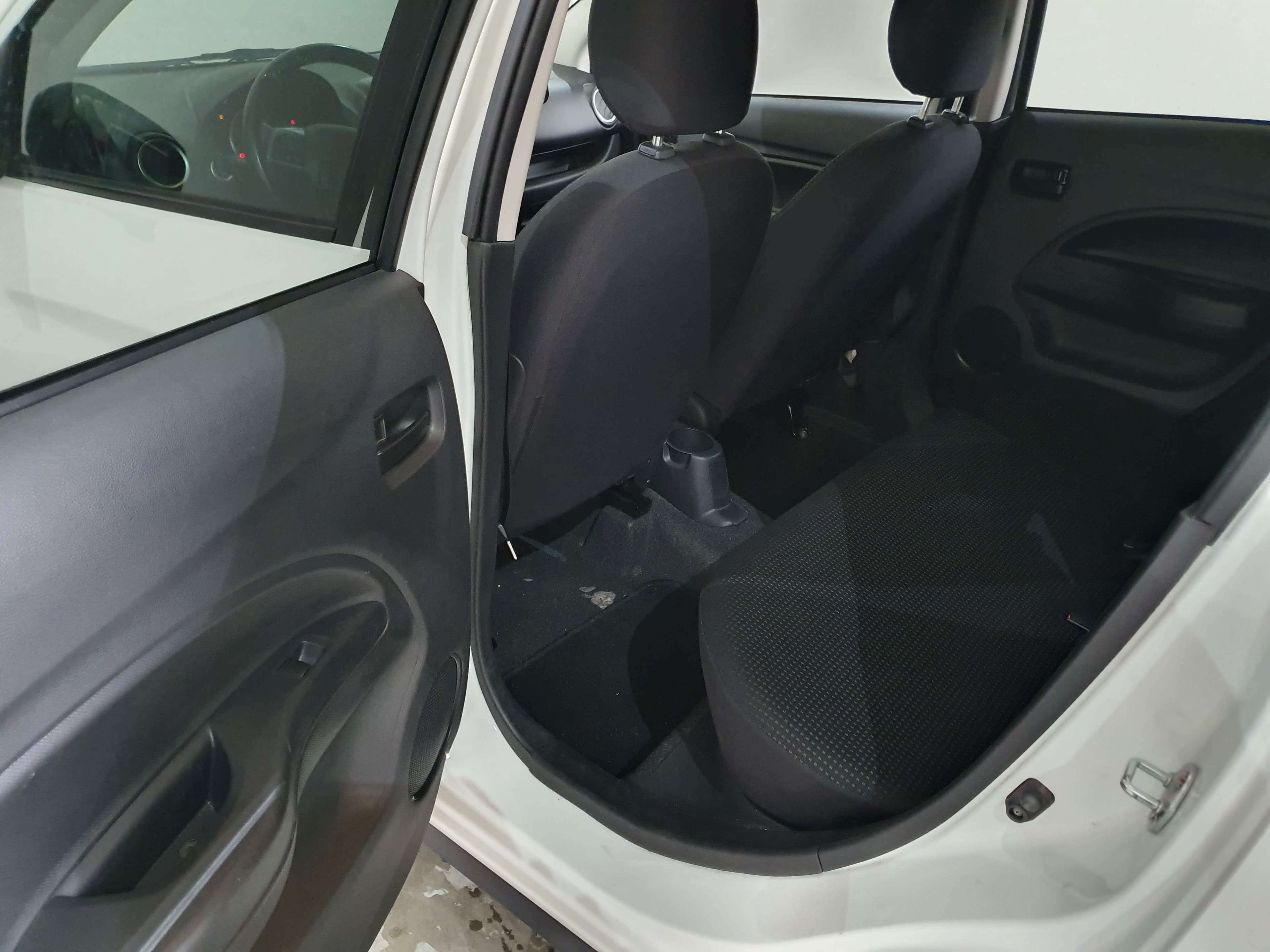 Mitsubishi Space Star · Ano 2015 — imagen 18