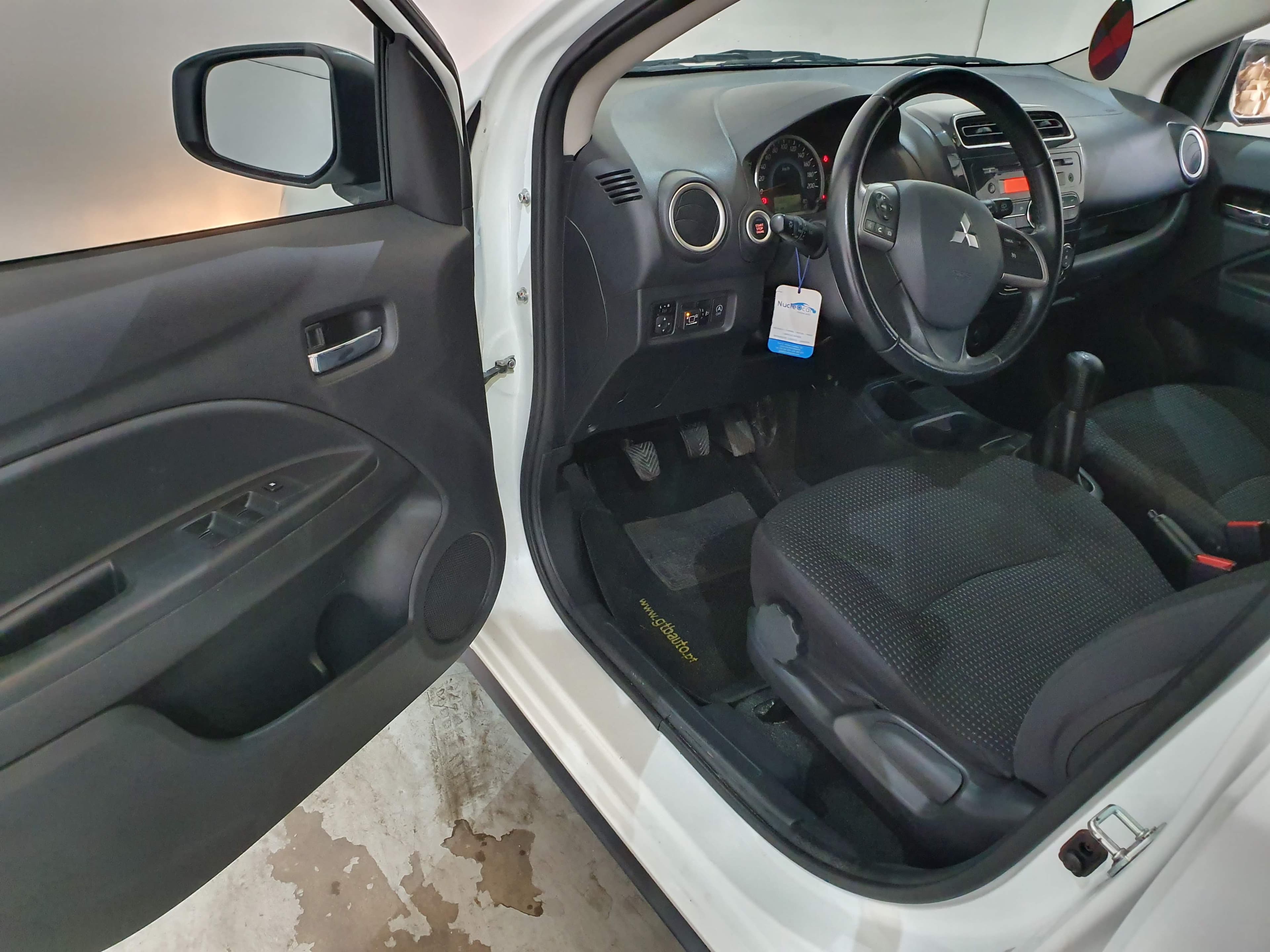 Mitsubishi Space Star · Ano 2015 — imagen 23