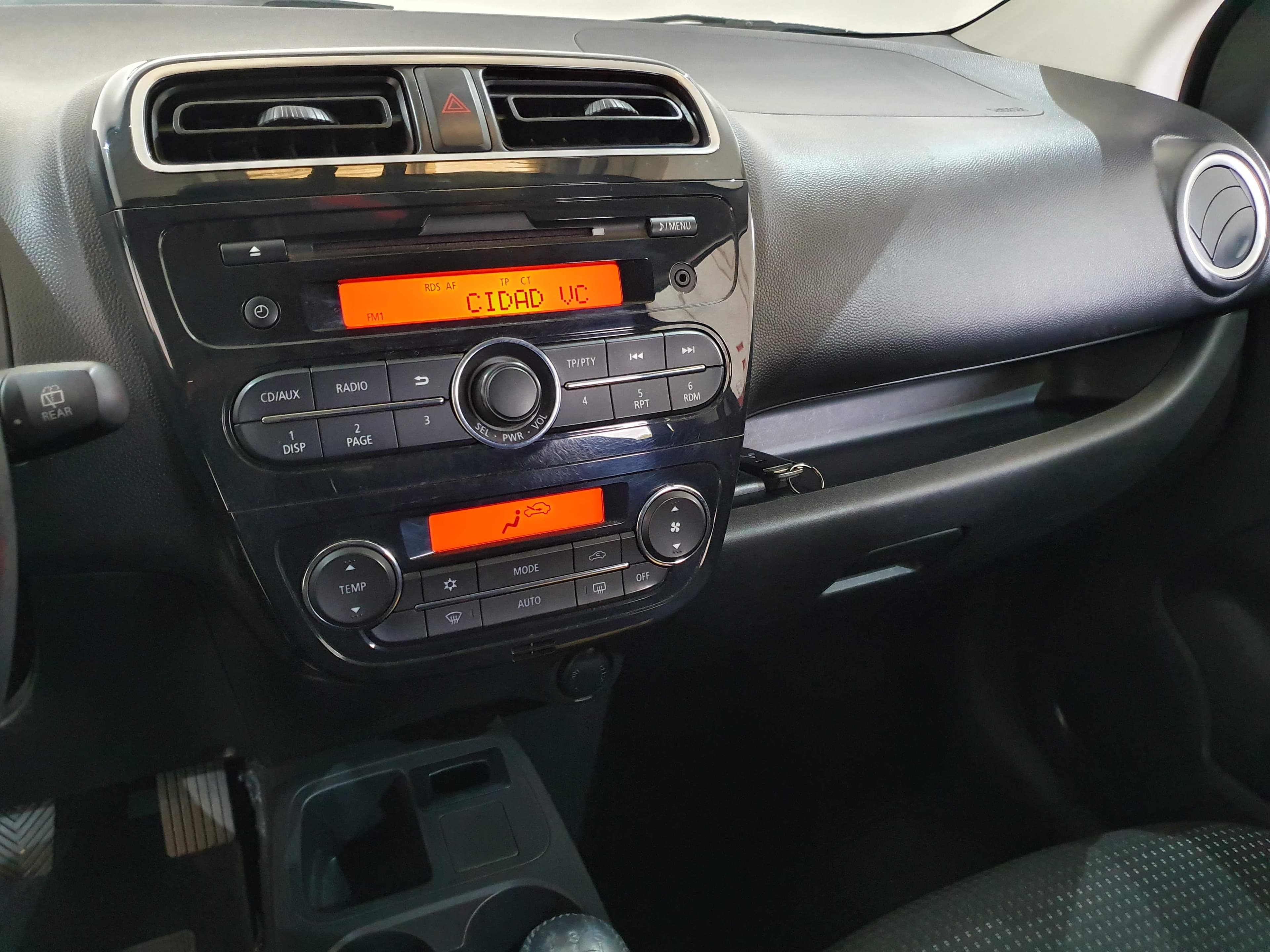 Mitsubishi Space Star · Ano 2015 — imagen 28