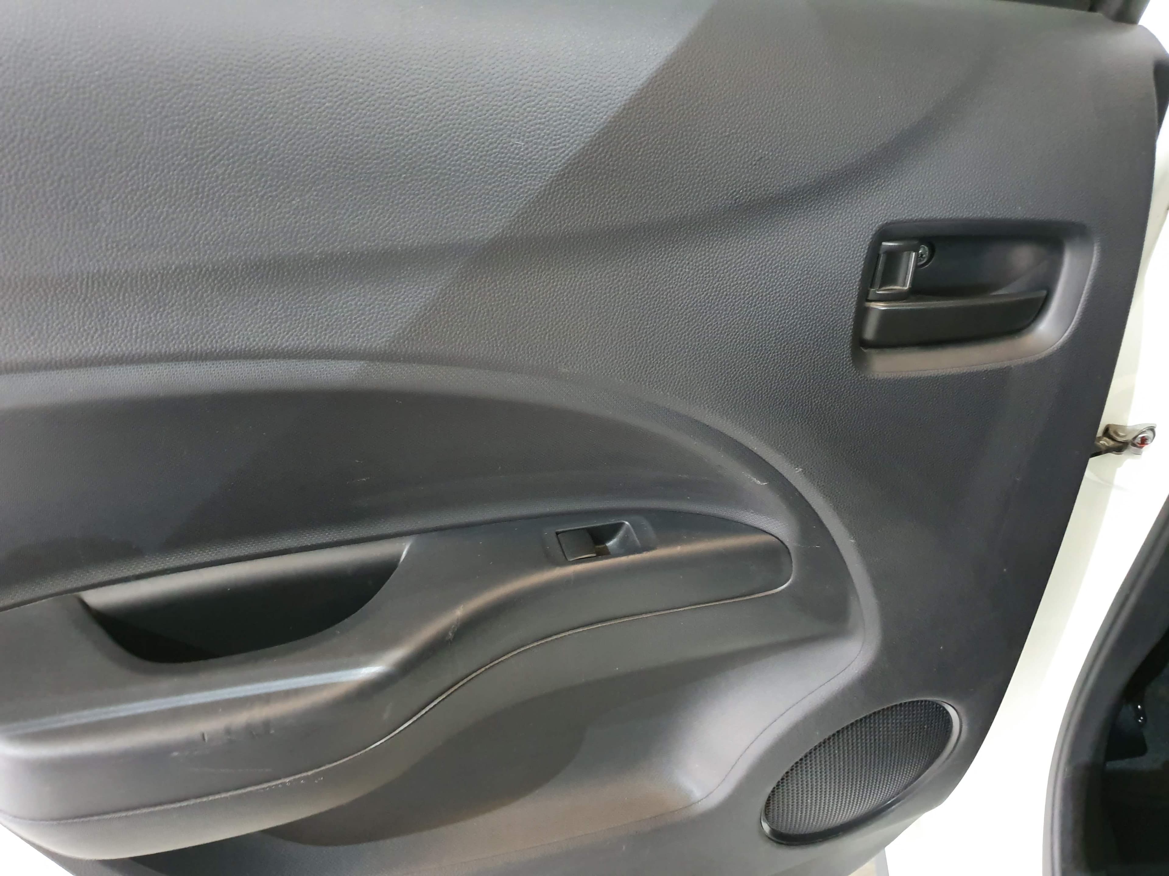 Mitsubishi Space Star · Ano 2015 — imagen 19