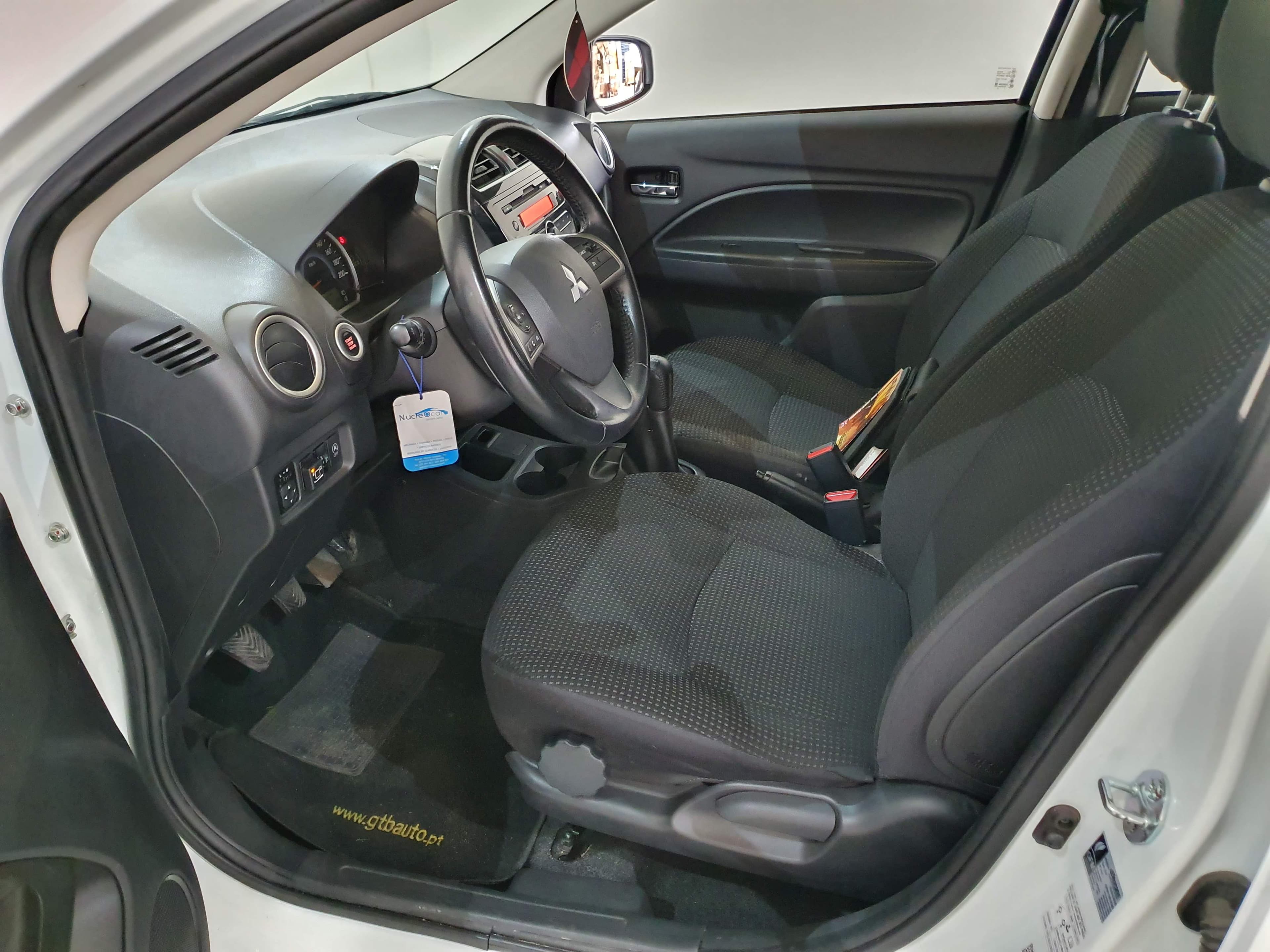 Mitsubishi Space Star · Ano 2015 — imagen 26
