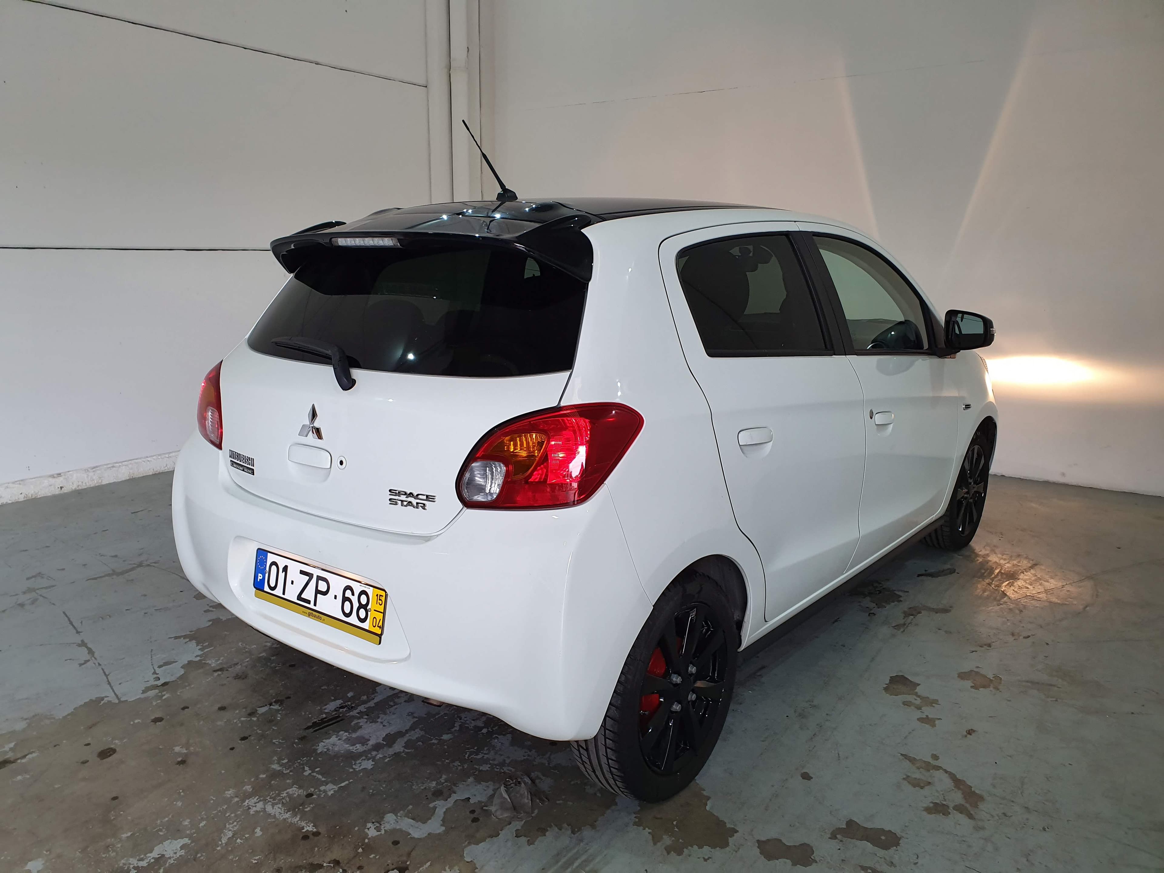 Mitsubishi Space Star · Ano 2015 — imagen 6