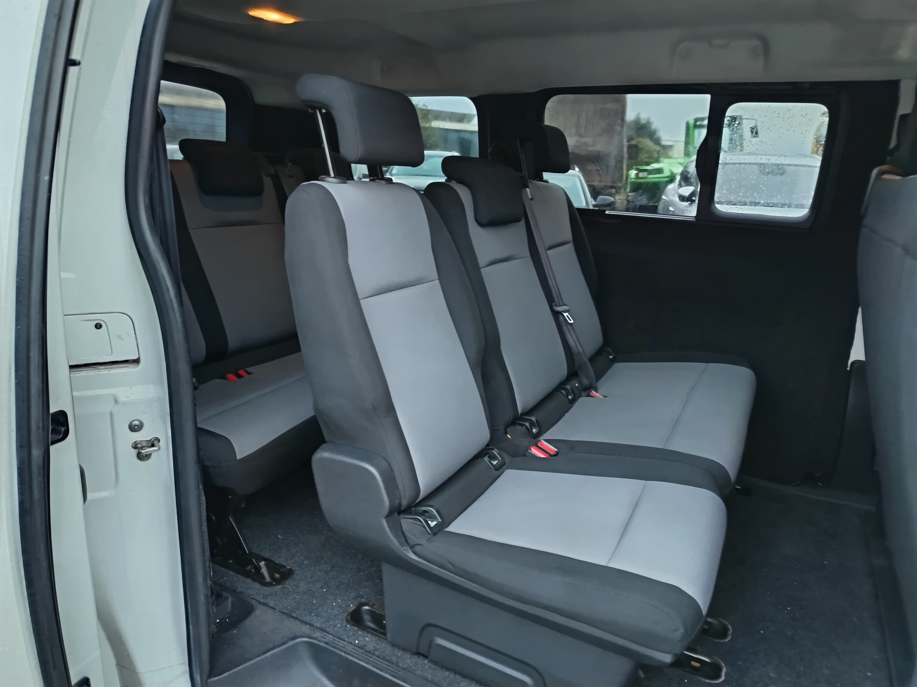 Citroën Jumpy Space Tourer · Ano 2018 — image 17