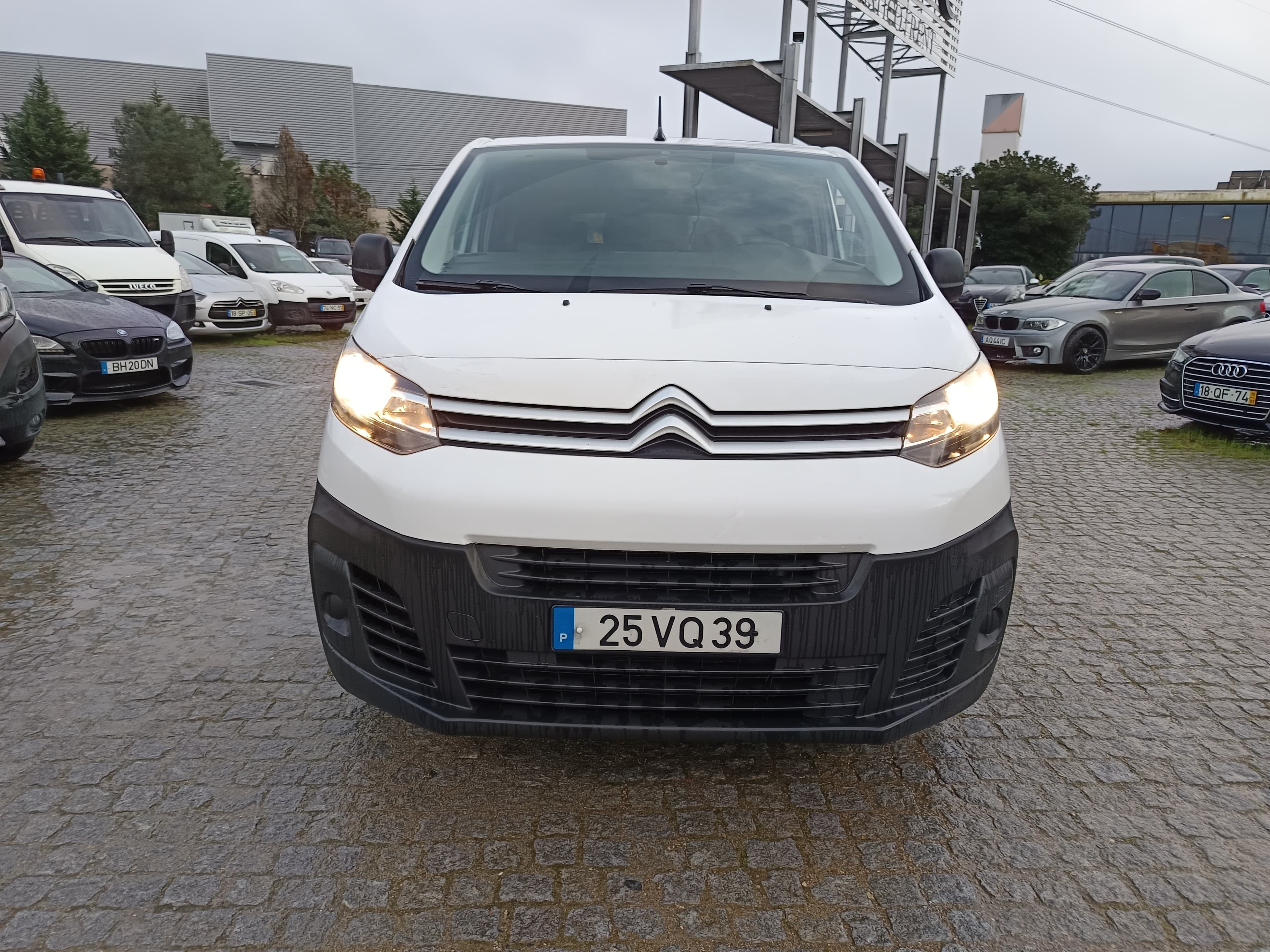 Citroën Jumpy Space Tourer · Ano 2018 — image 2
