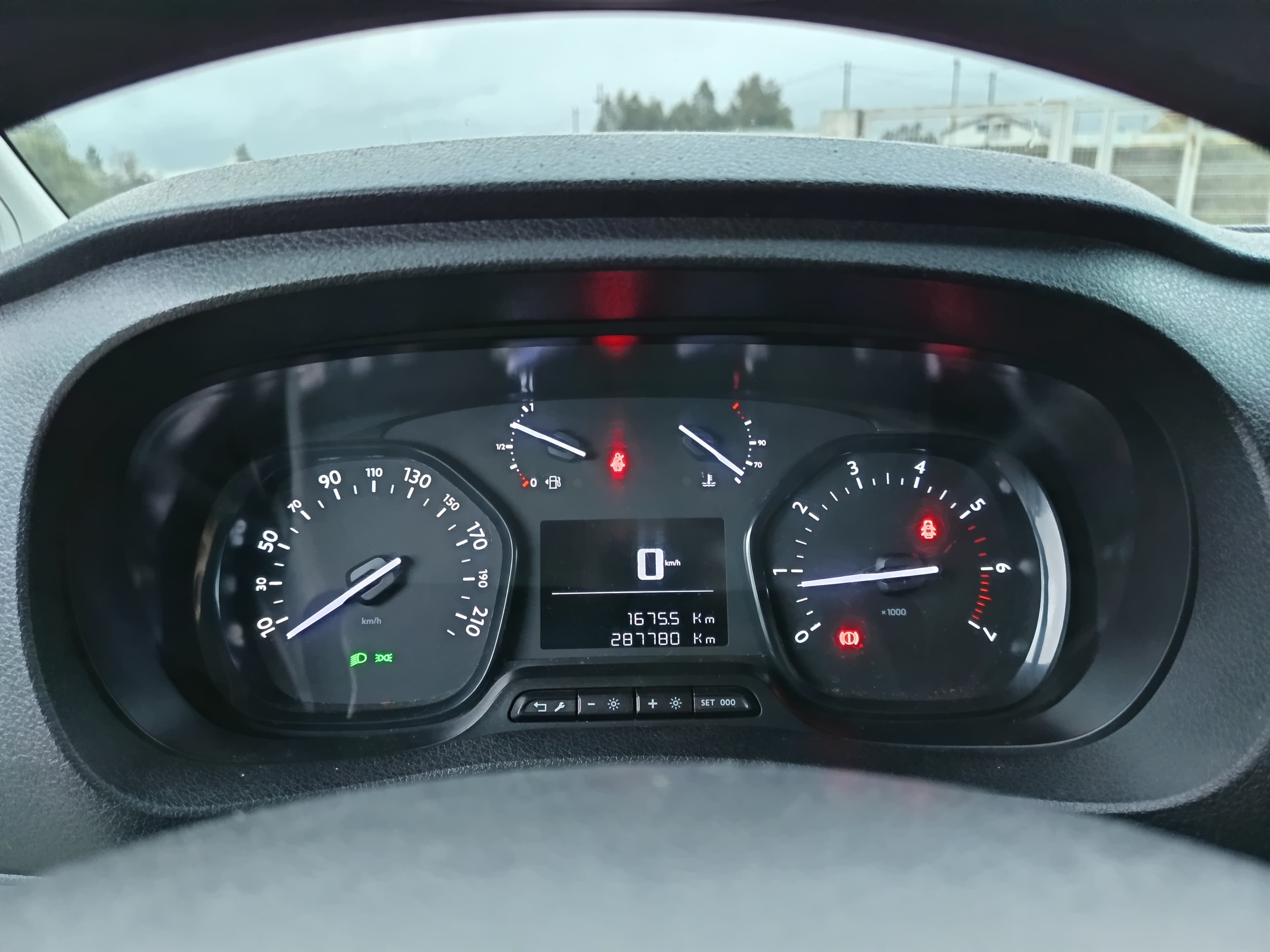 Citroën Jumpy Space Tourer · Ano 2018 — image 32