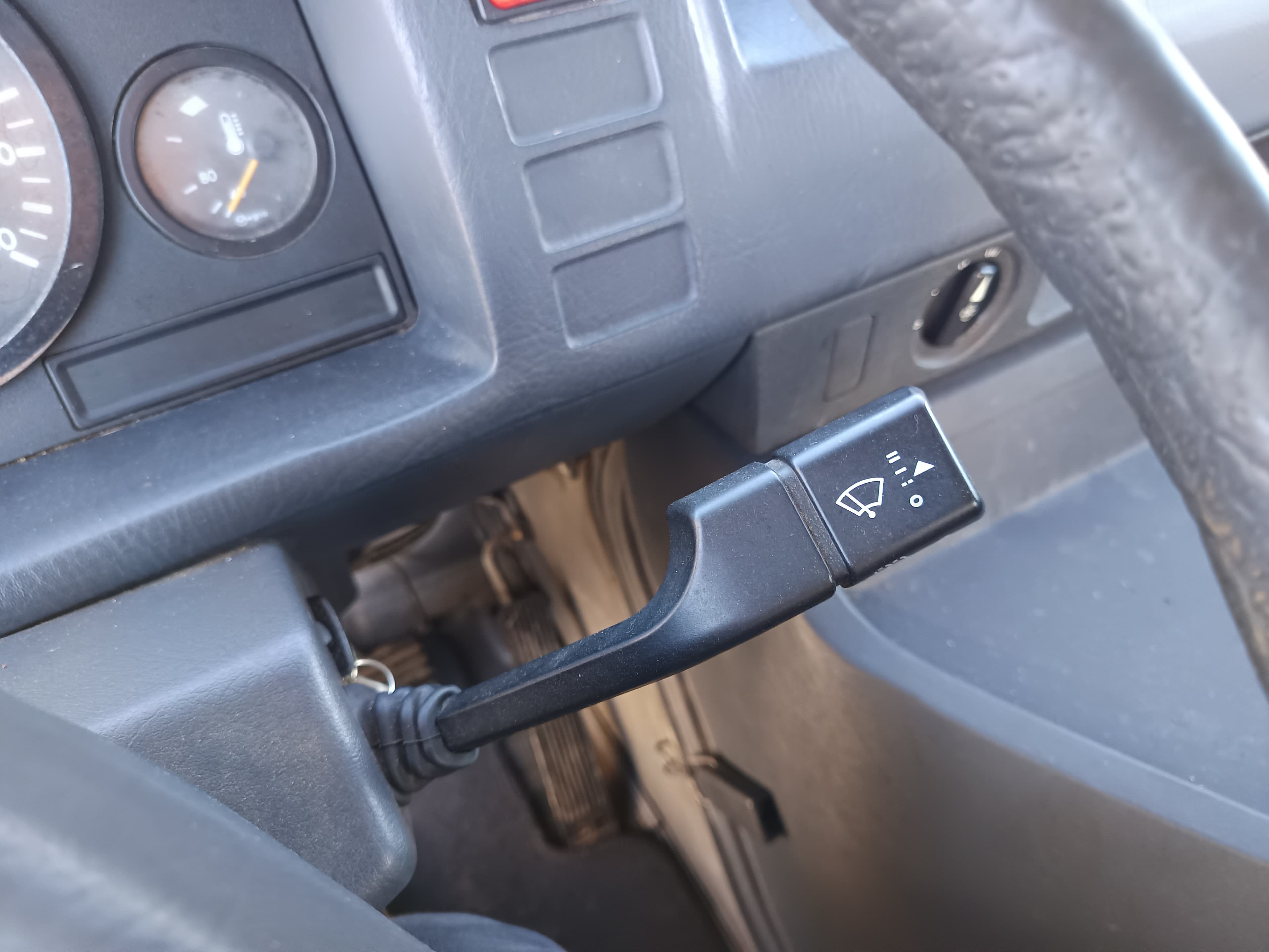 Mercedes-Benz 100D · Ano 1994 — imagen 34