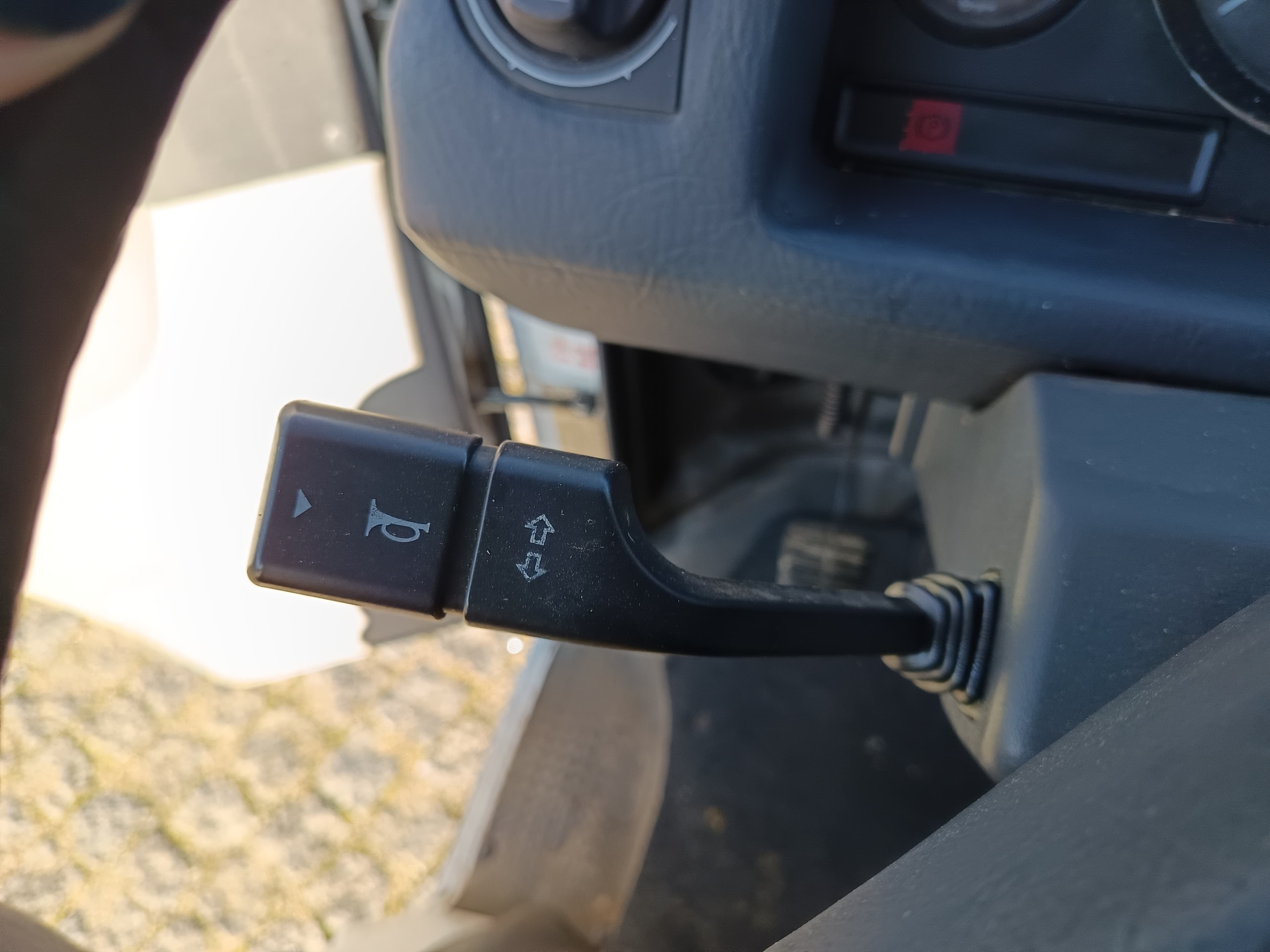 Mercedes-Benz 100D · Ano 1994 — imagen 35