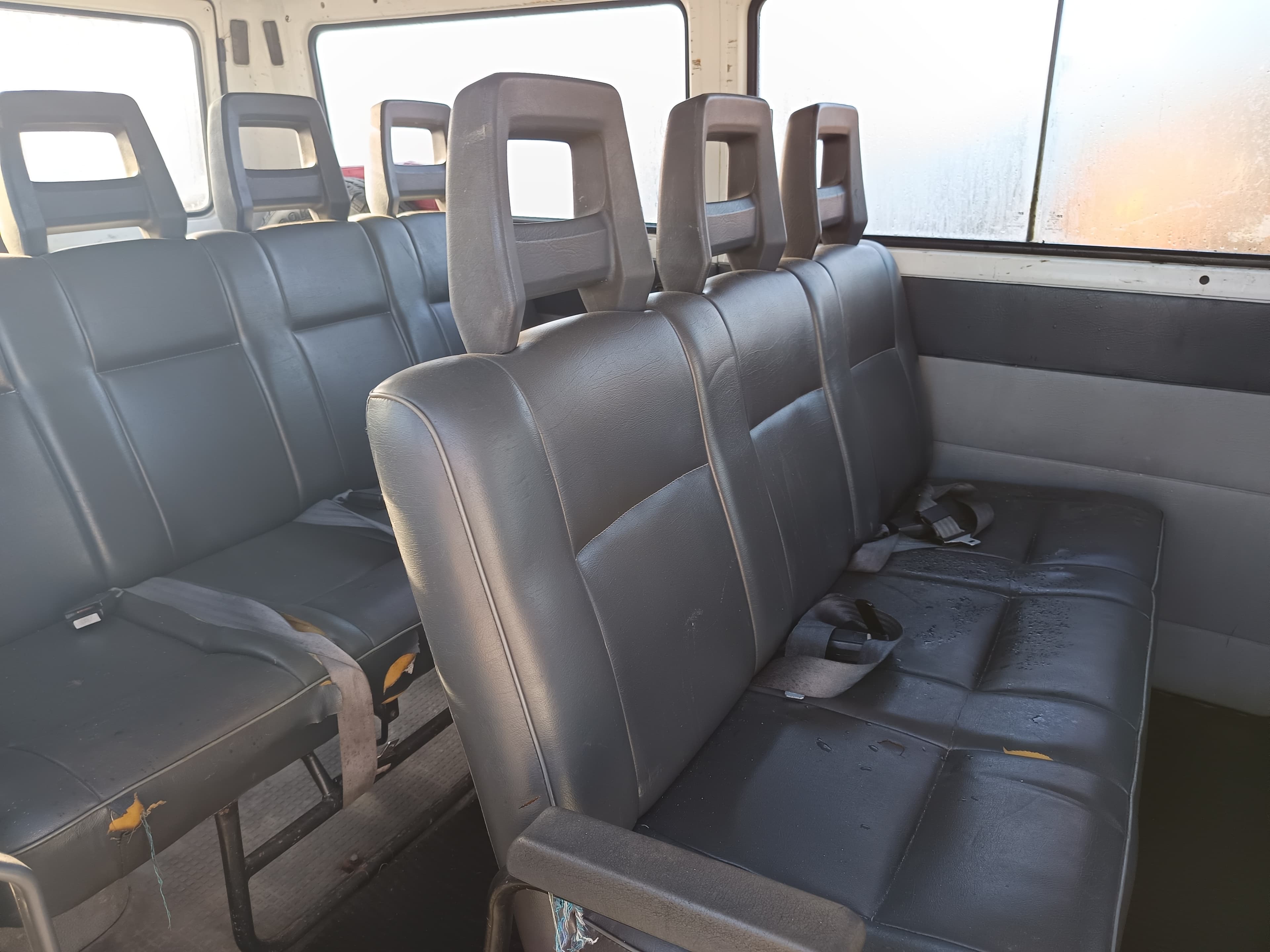 Mercedes-Benz 100D · Ano 1994 — imagen 18