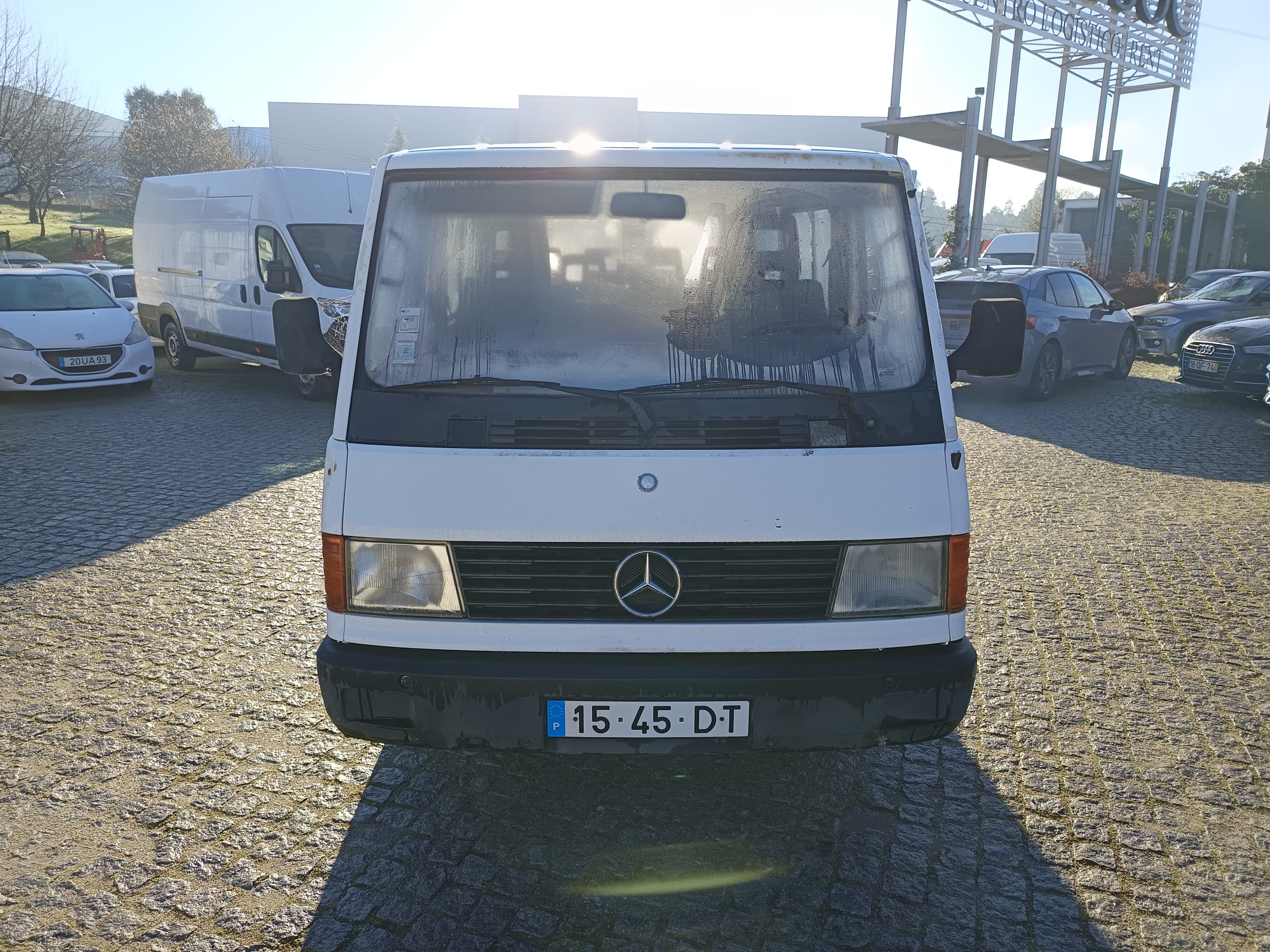 Mercedes-Benz 100D · Ano 1994 — imagen 2