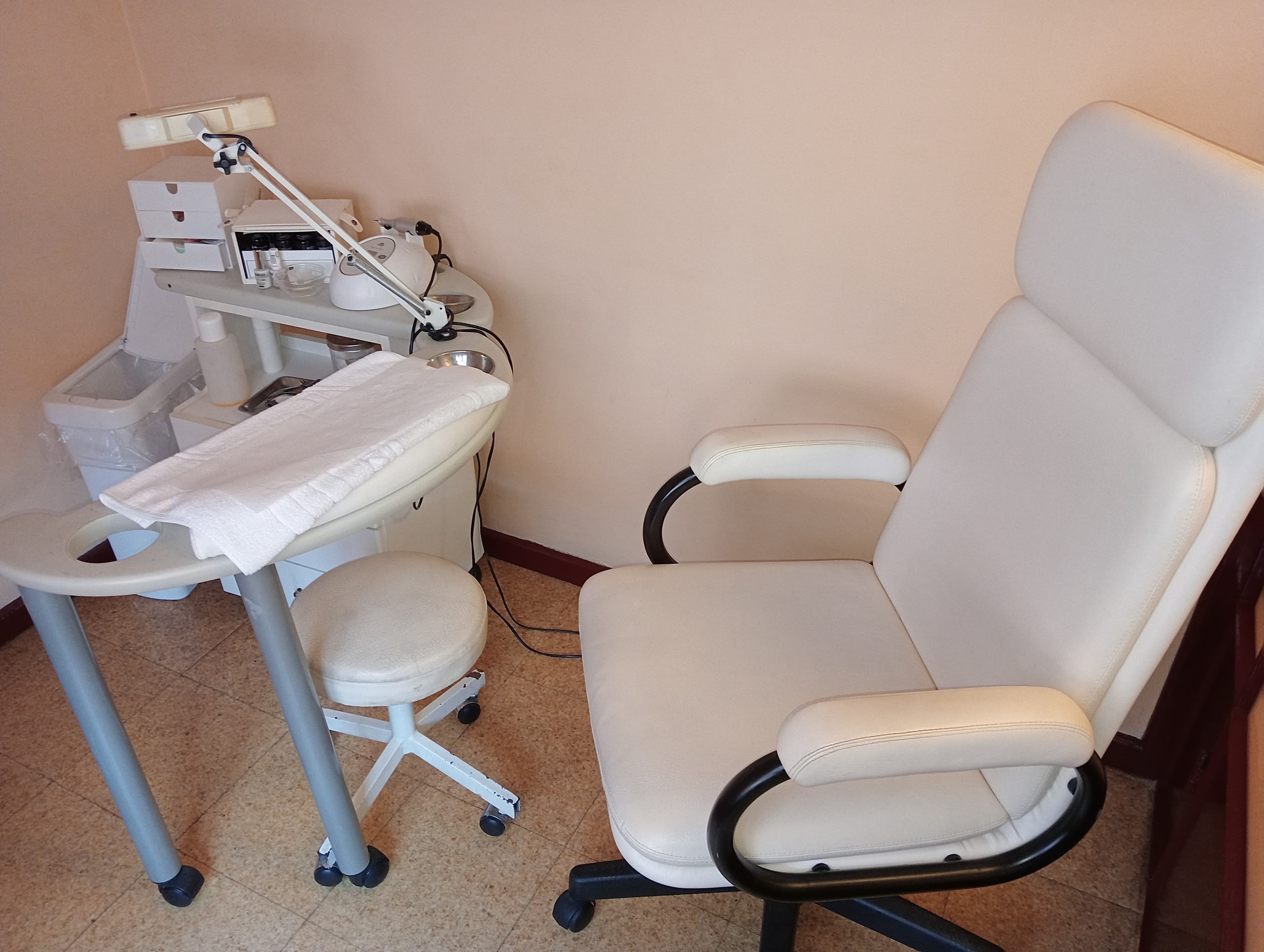 Aesthetic Equipment
