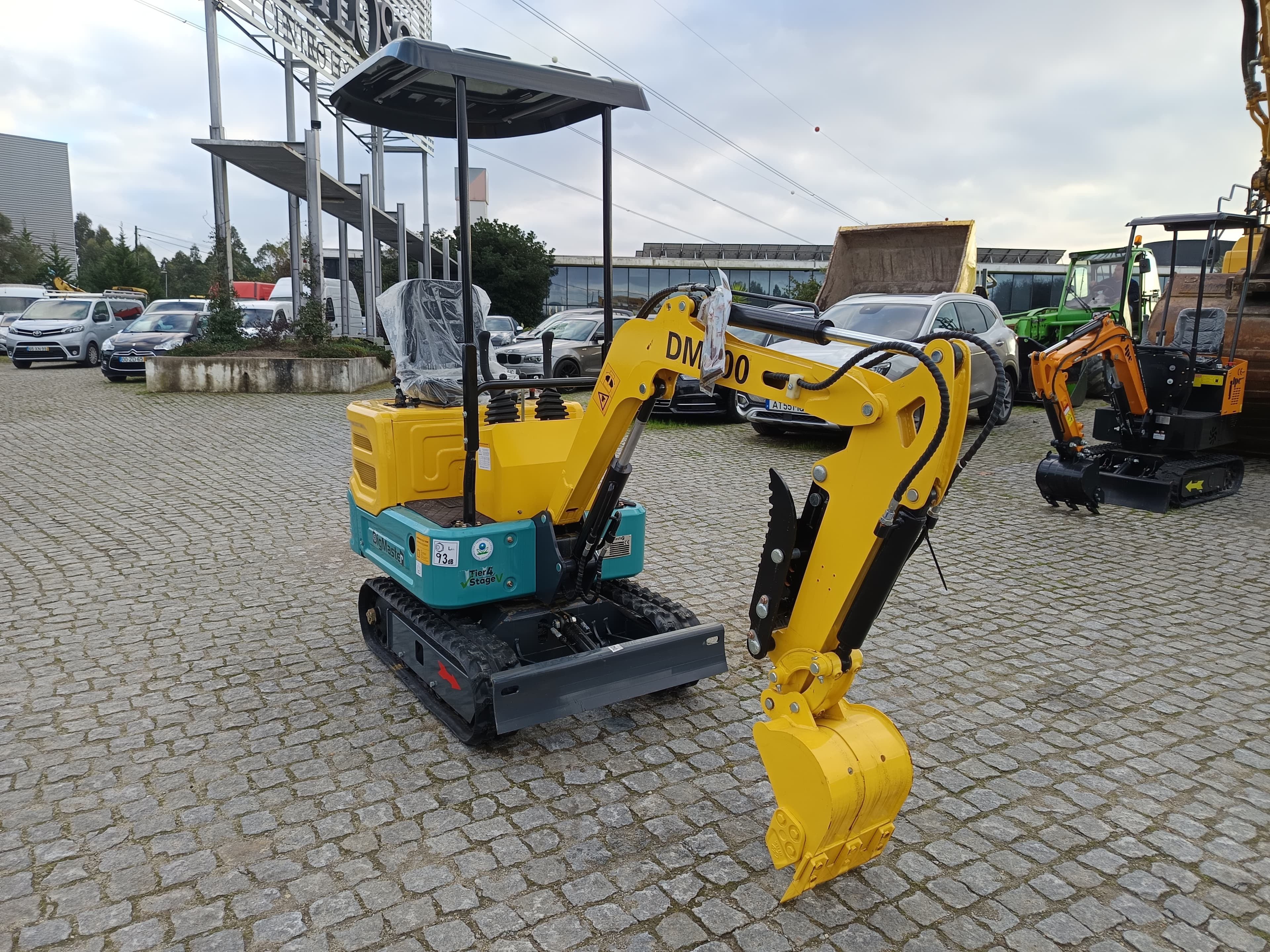 Mini Giratória Digmaster · Ano 2024 — imagen 2