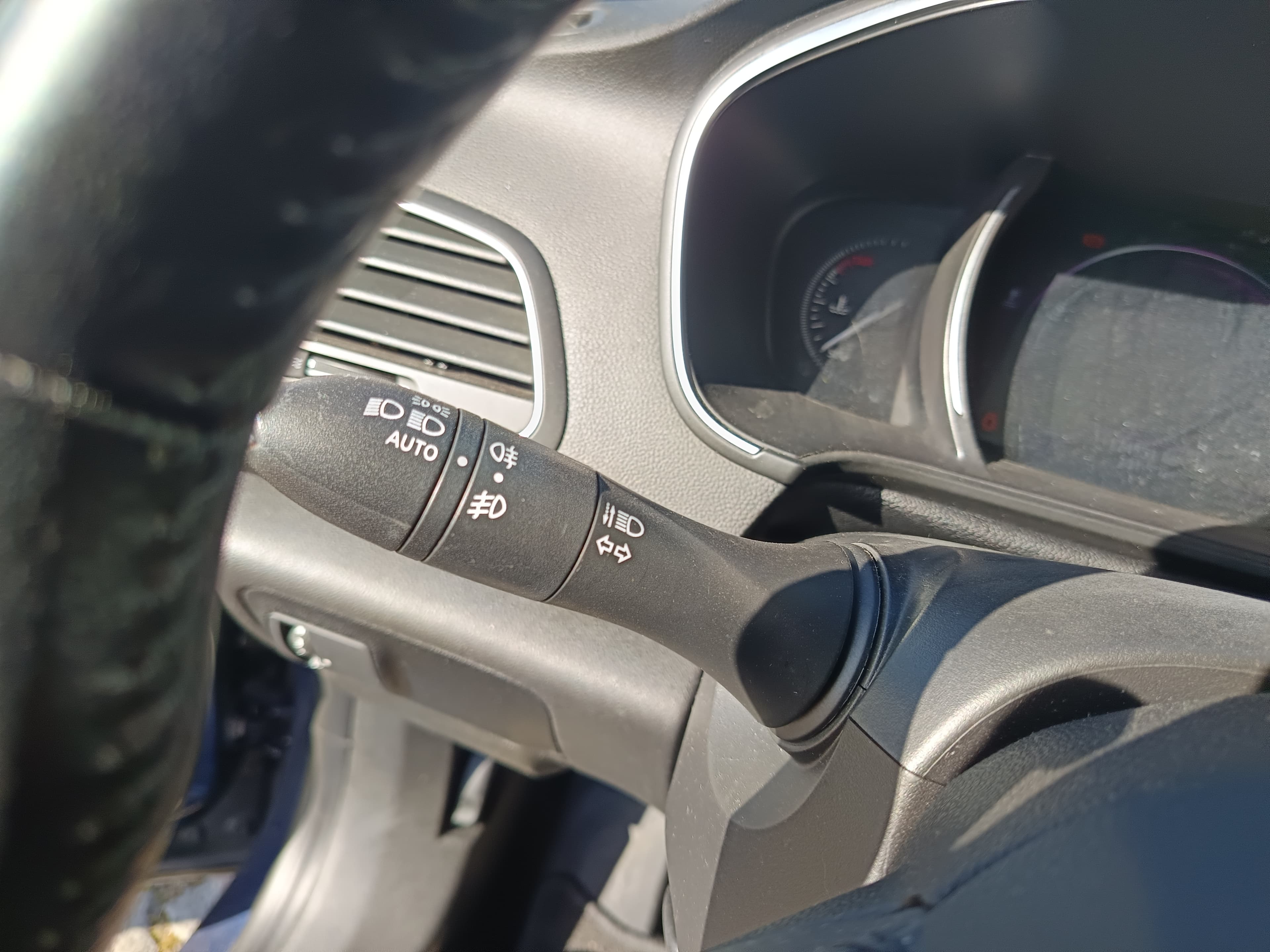 Renault Mégane · Año 2017 — imagen 31