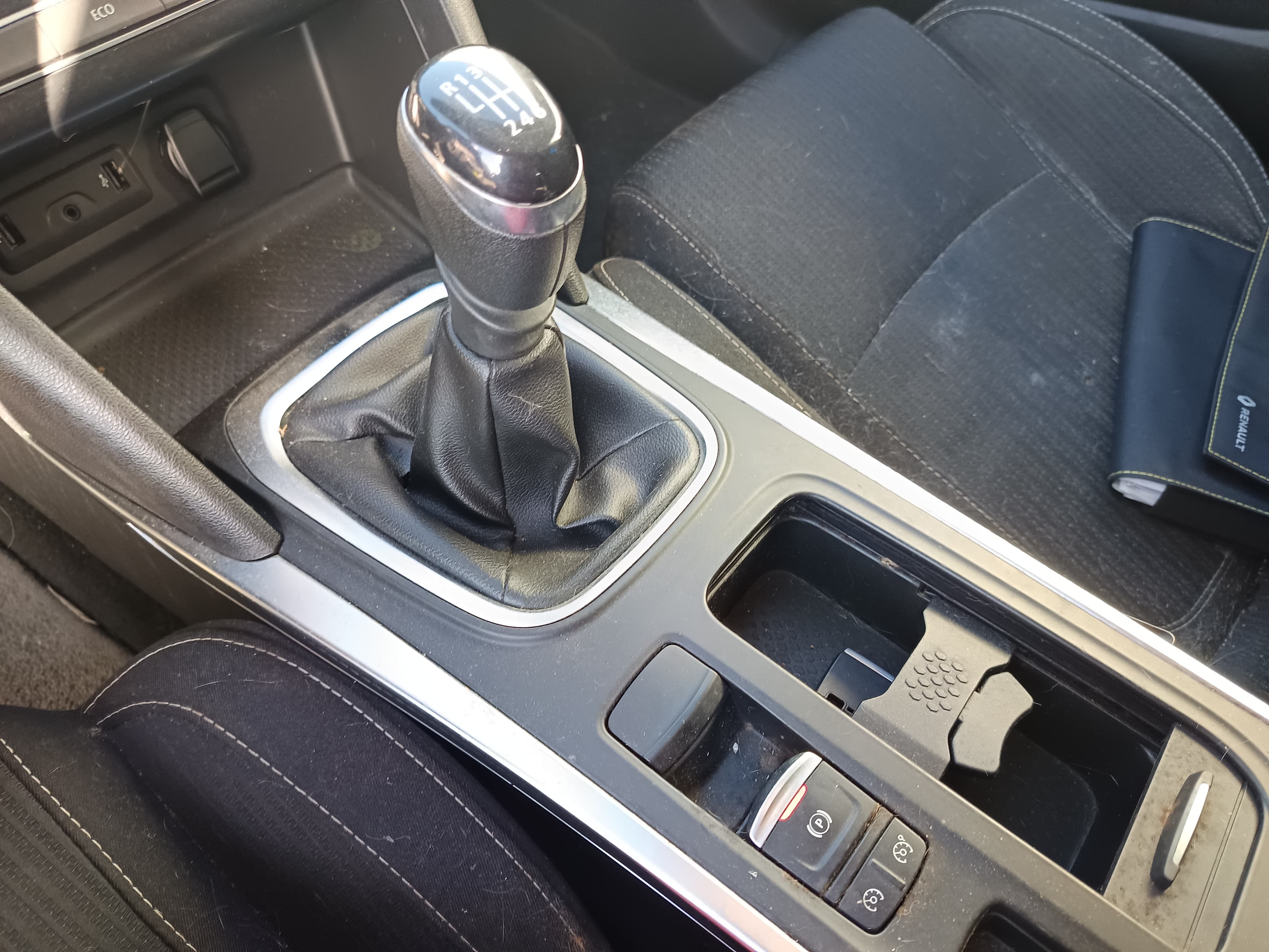 Renault Mégane · Año 2017 — imagen 28