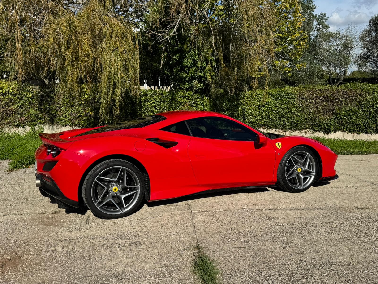 Ferrari F8 Tributo · Ano 2021 — imagen 6