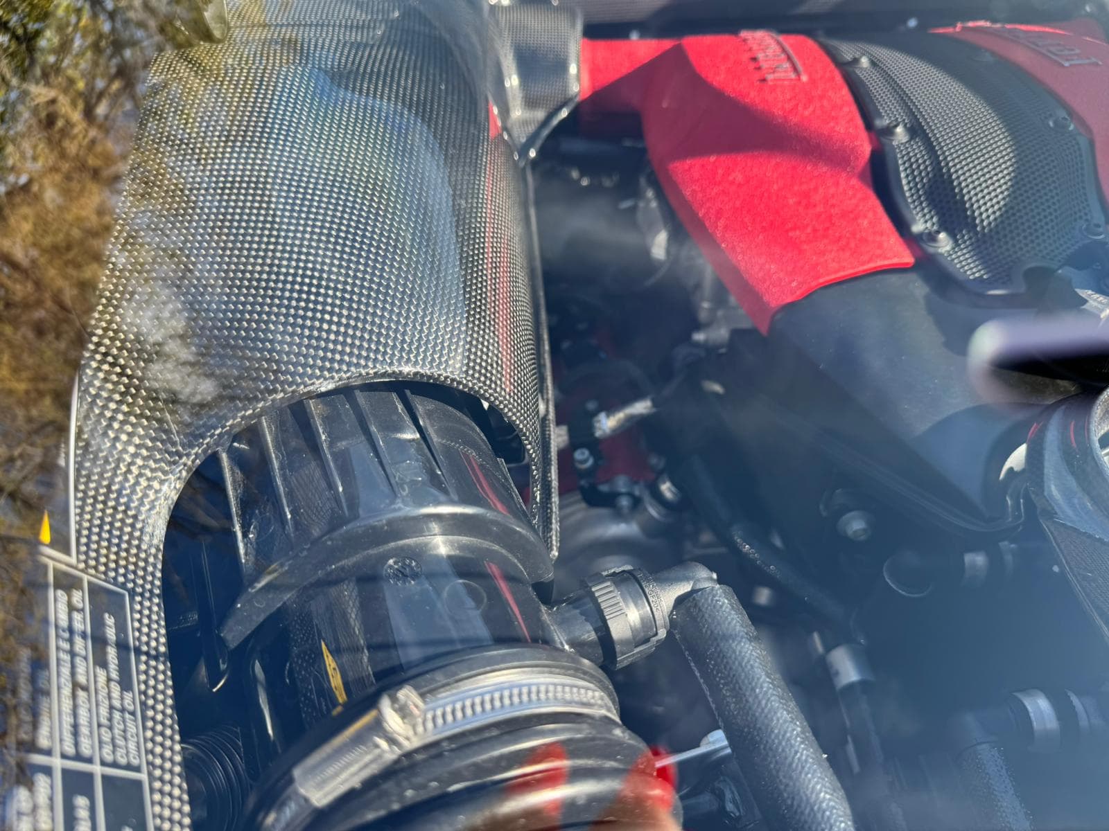 Ferrari F8 Tributo · Ano 2021 — imagen 17